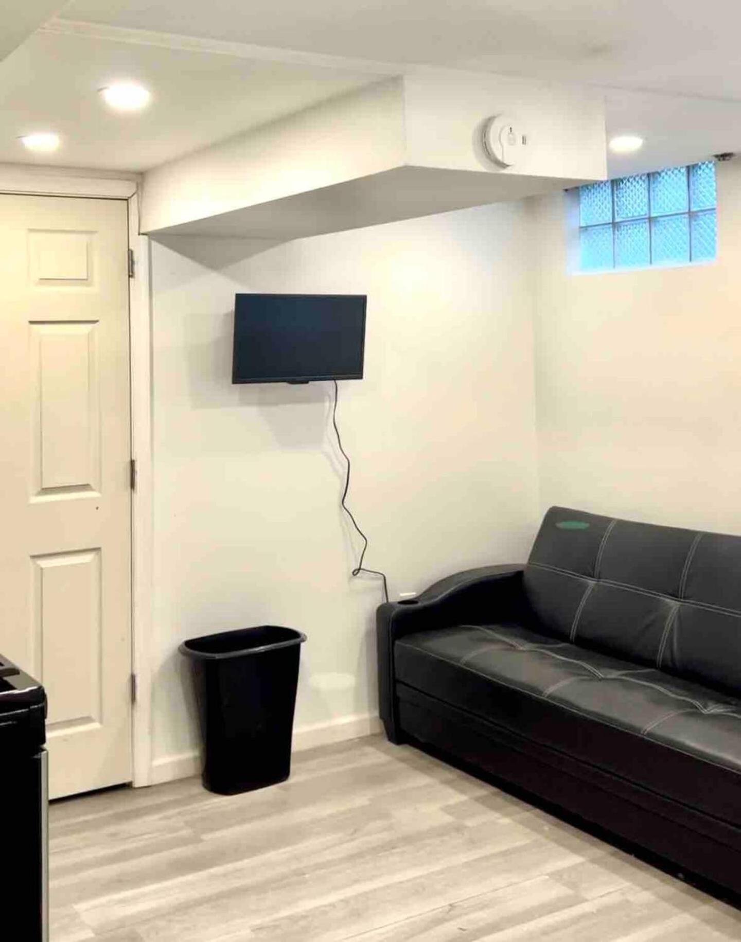 Studio Apartment With King Bed photo 1