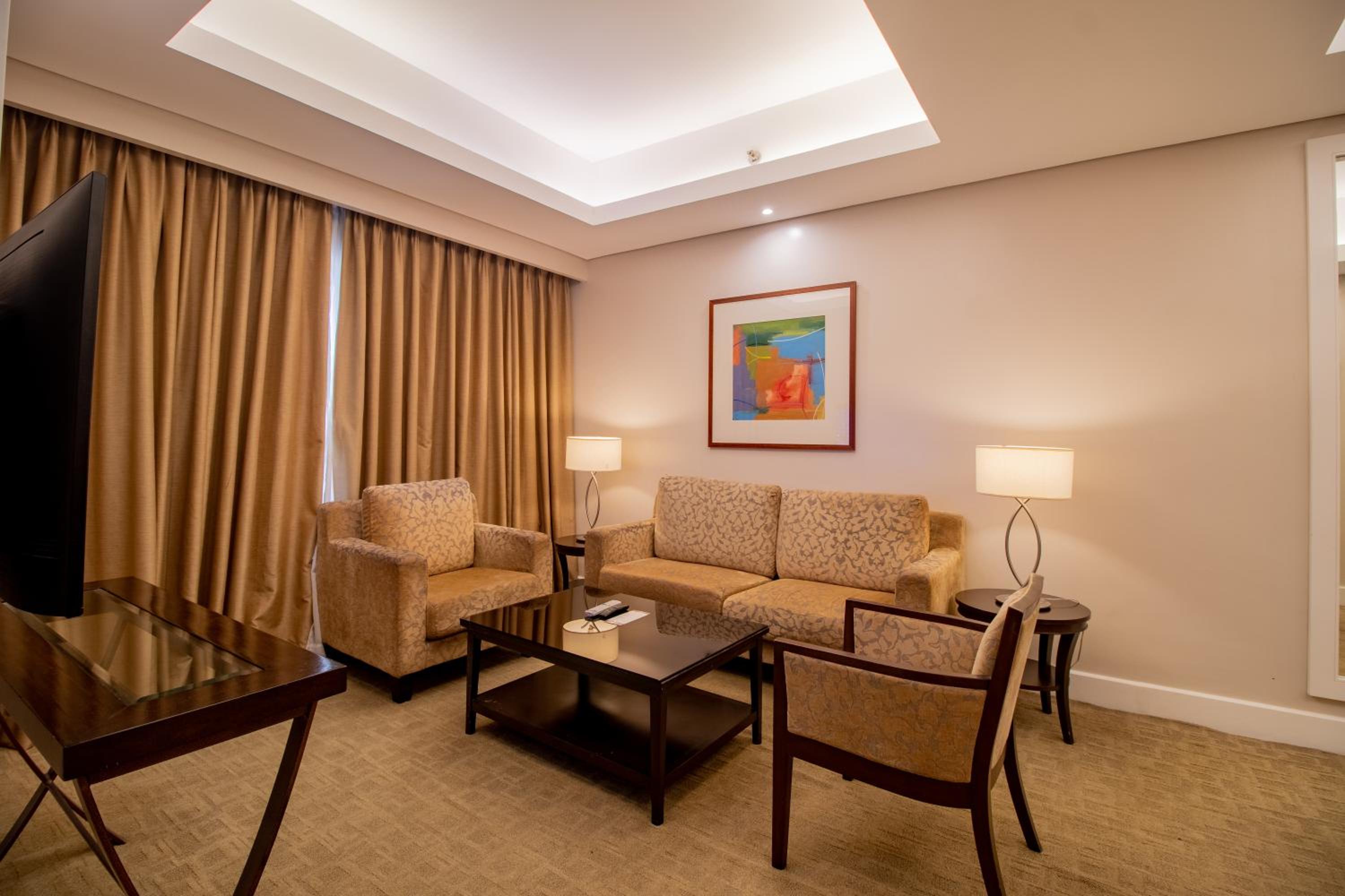 One-Bedroom Suite - Leisure - Photo 8