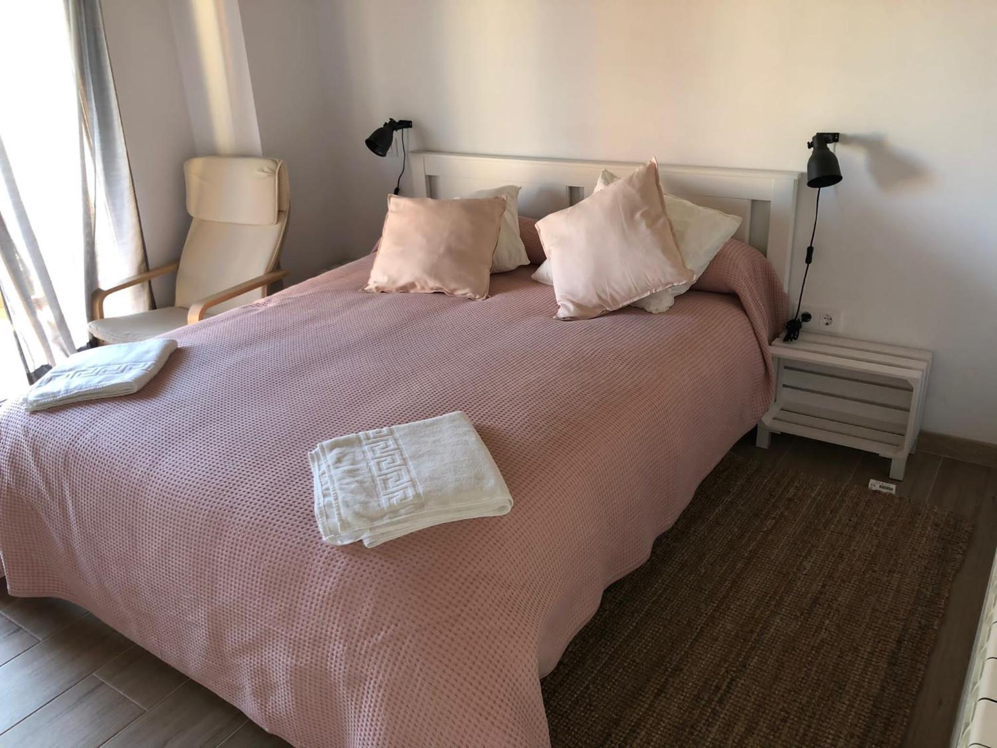 Habitación familiar con balcón