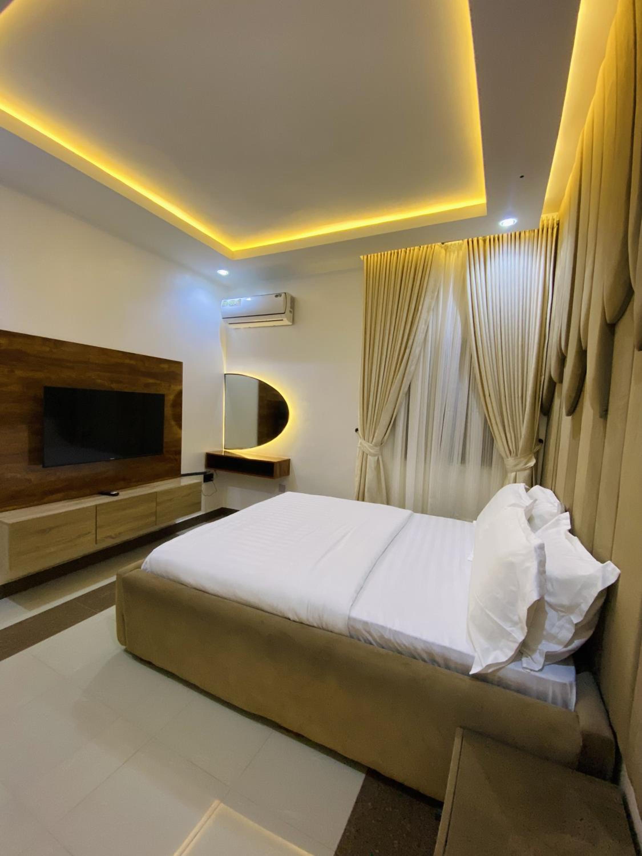 Deluxe Queen Room photo 1