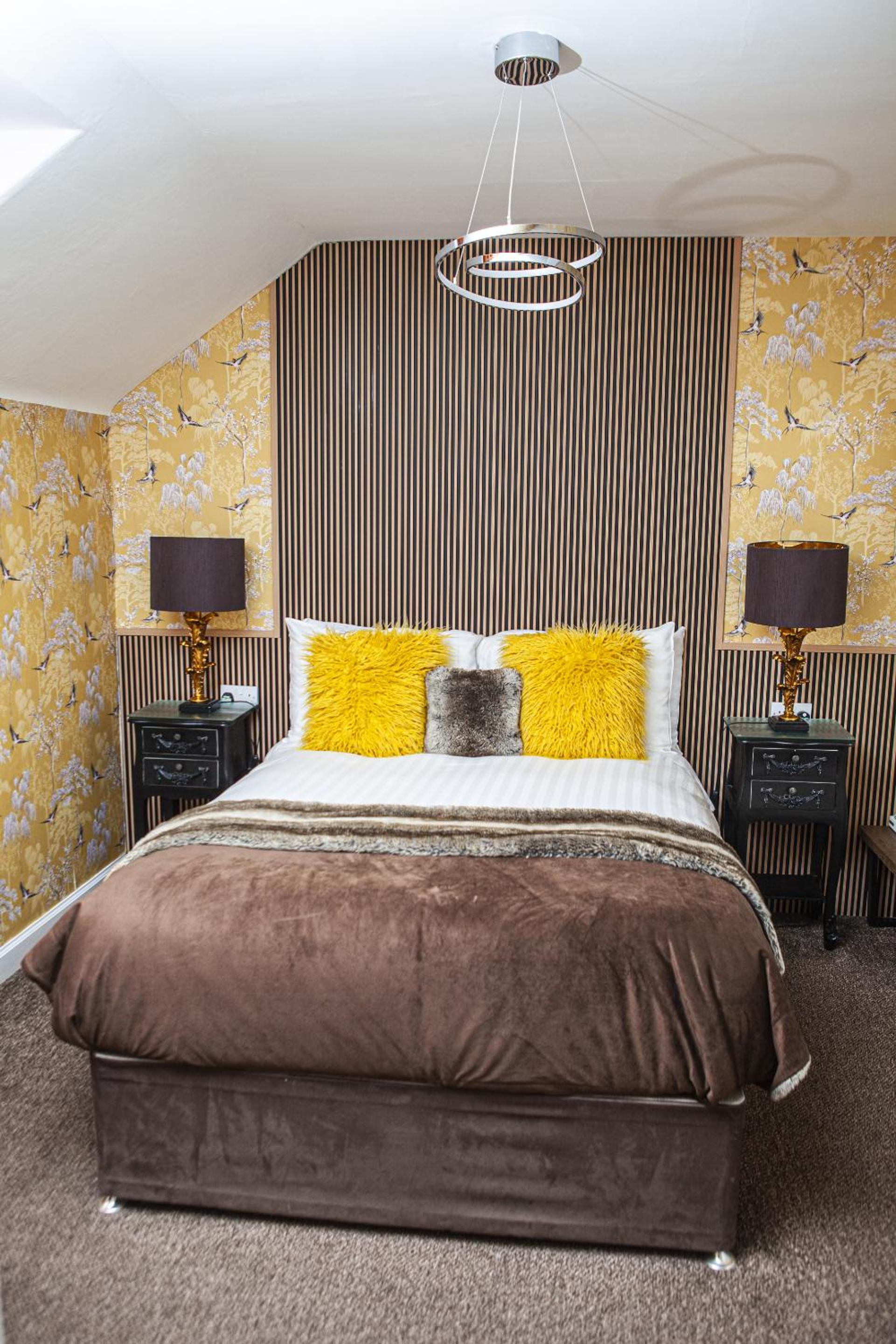 Double Room with Private Bathroom photo 3