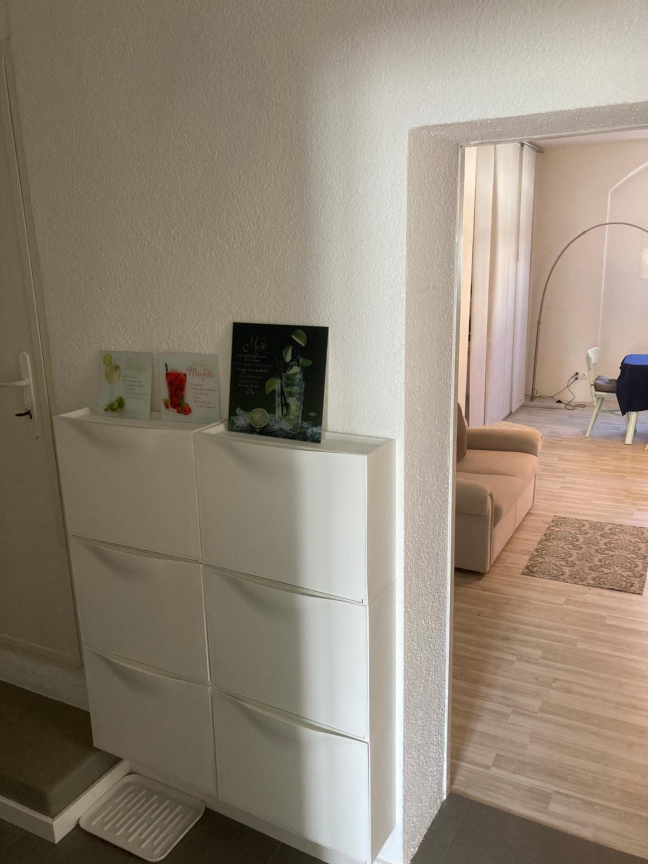 One-Bedroom Apartment photo 2