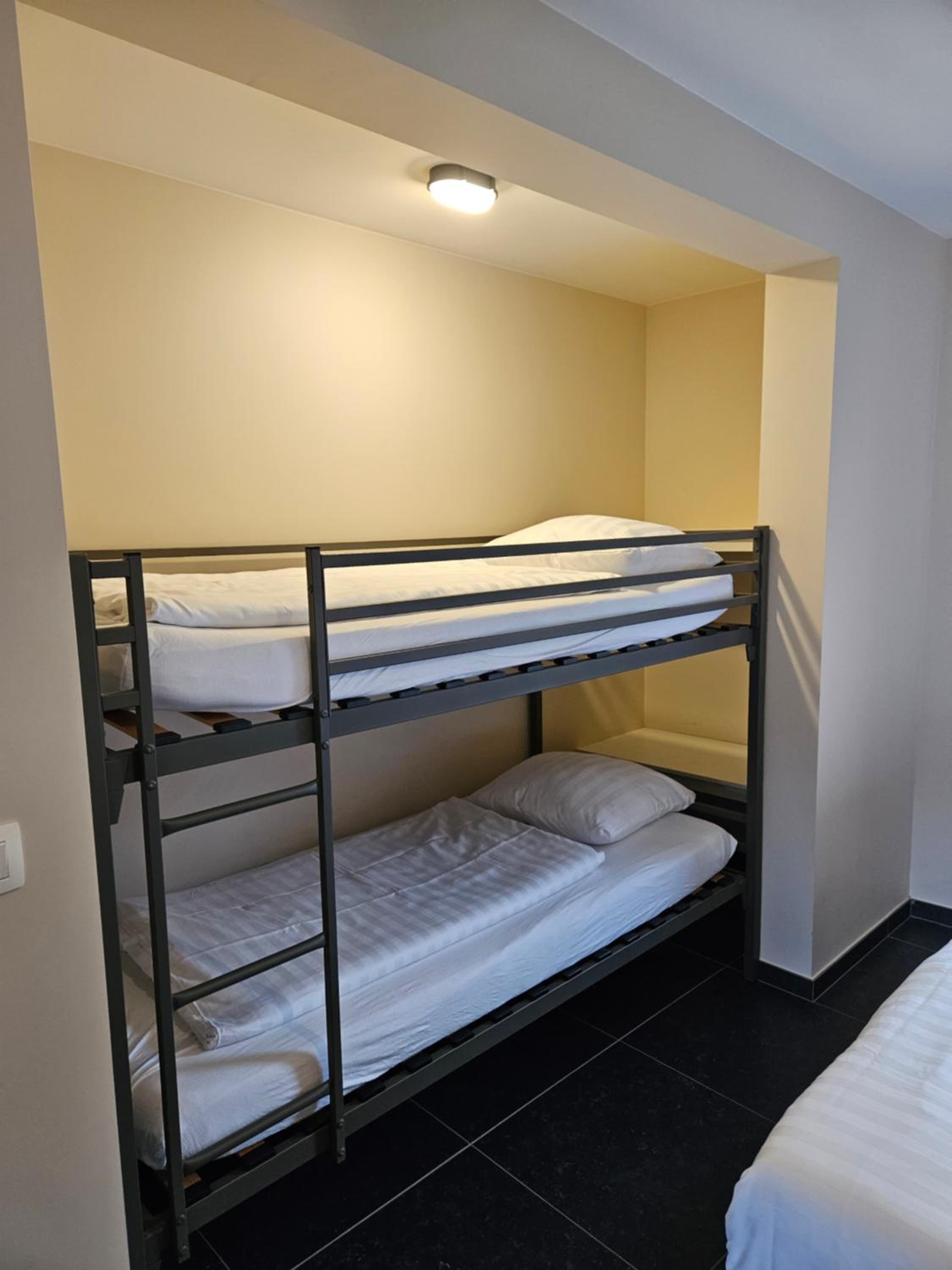 Deluxe Quadruple Room photo 2