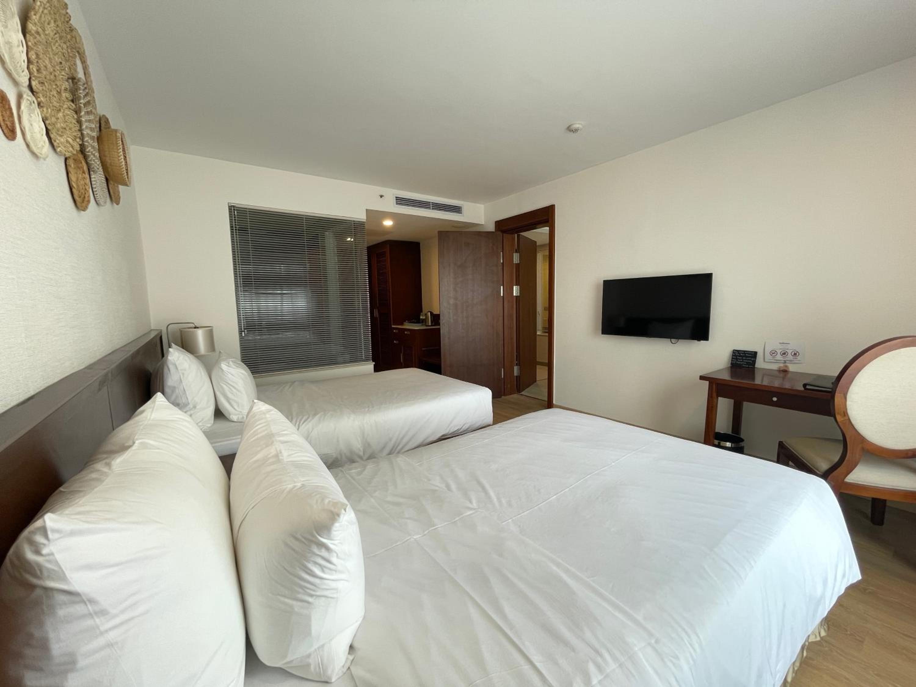 Standard Twin Room photo 3