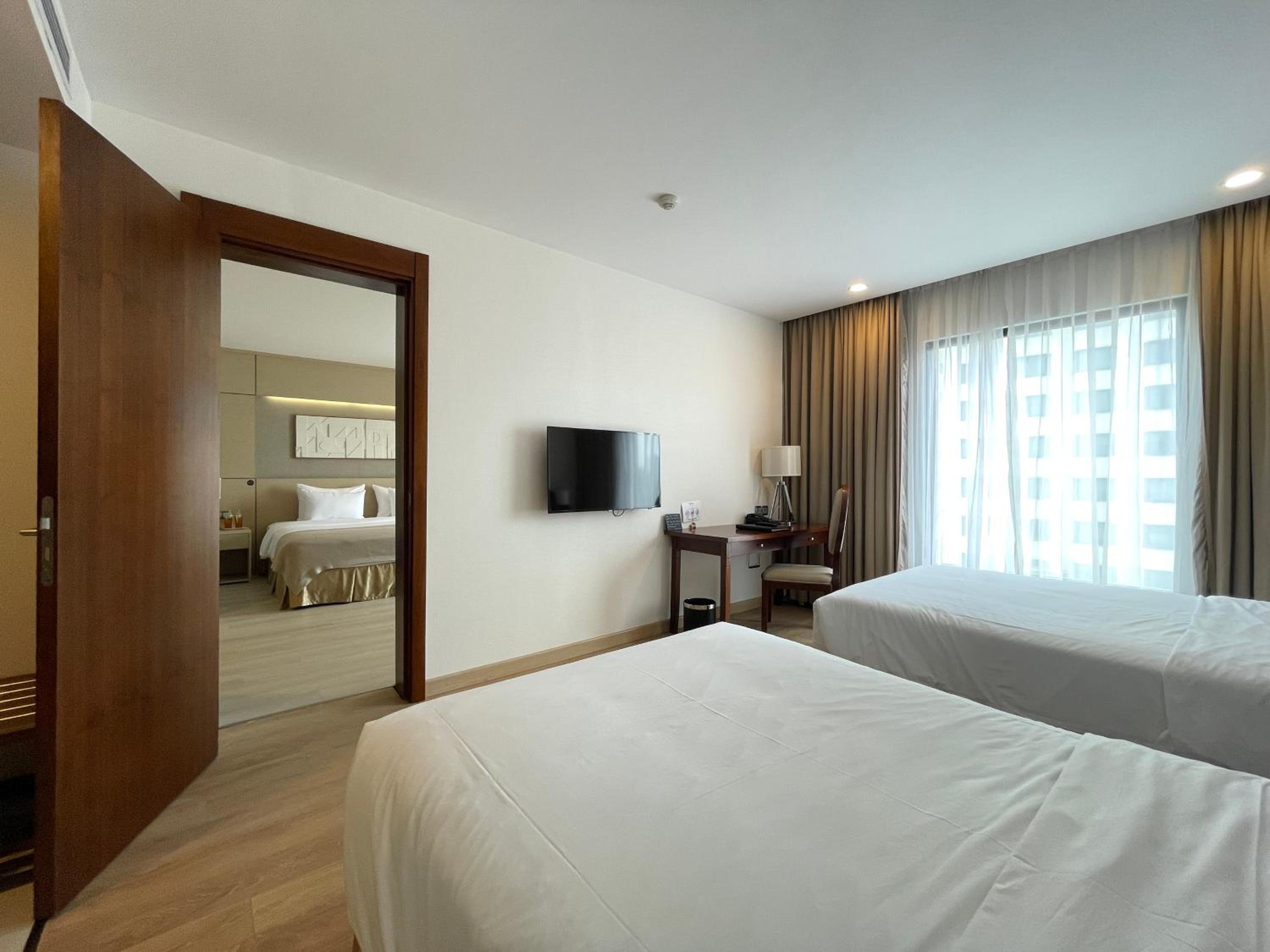 Standard Twin Room photo 2