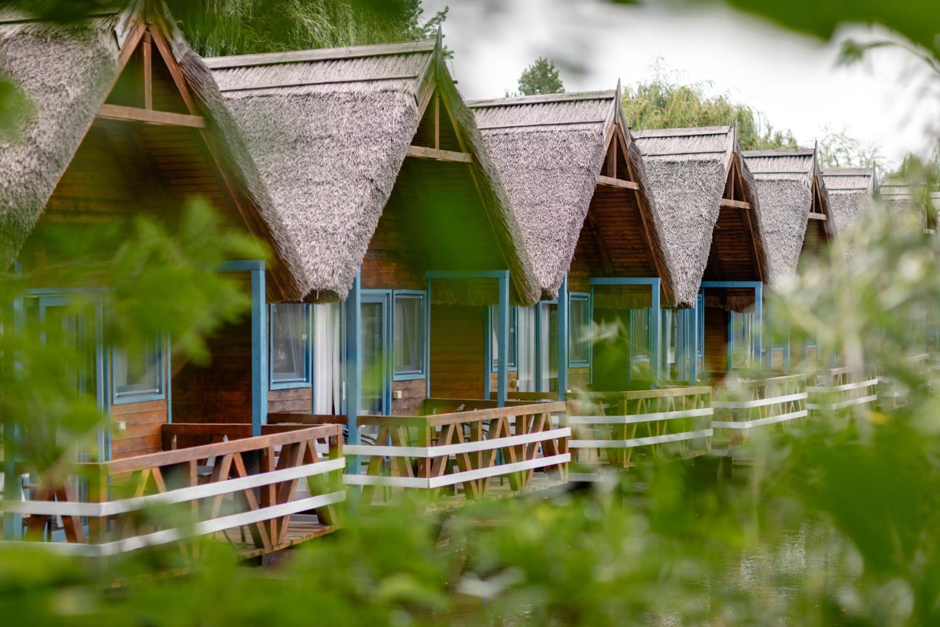 Bungalow - Water Front  photo 2