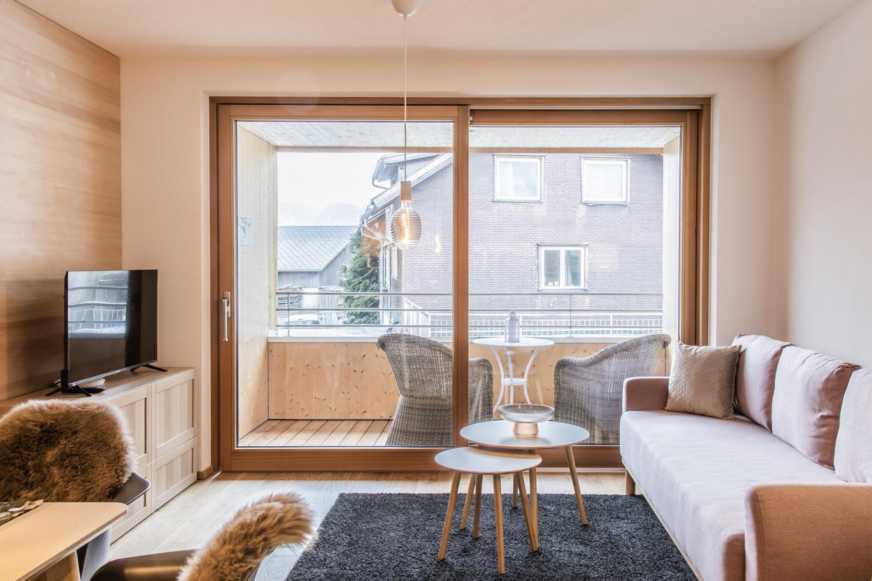Two-Bedroom Deluxe Apartment with Balcony photo 2