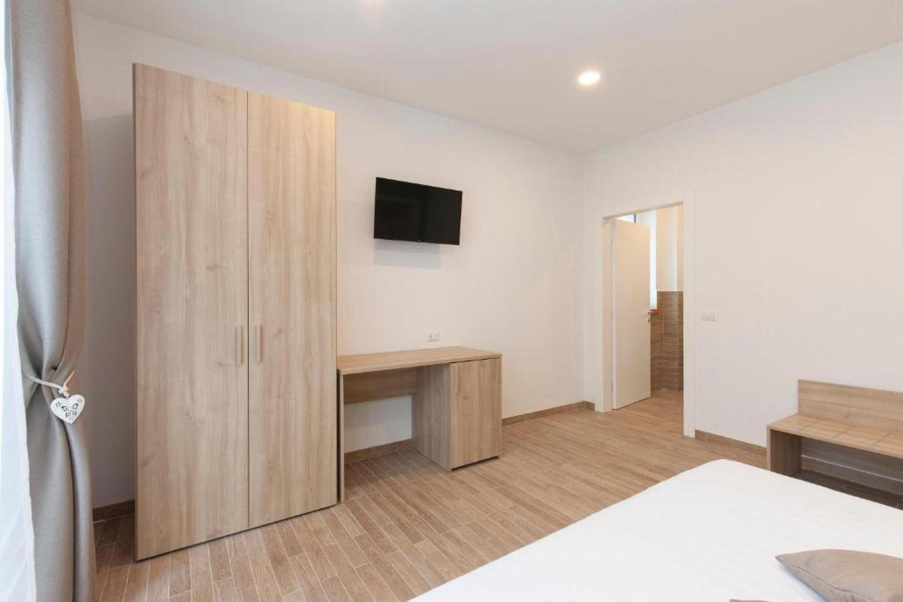 Triple Room with Shower photo 1