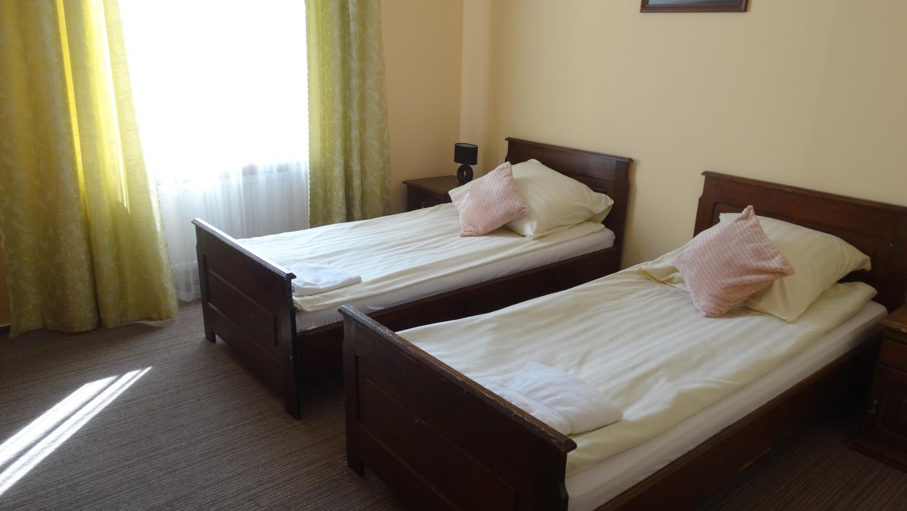 Double Room with Private Bathroom photo 1