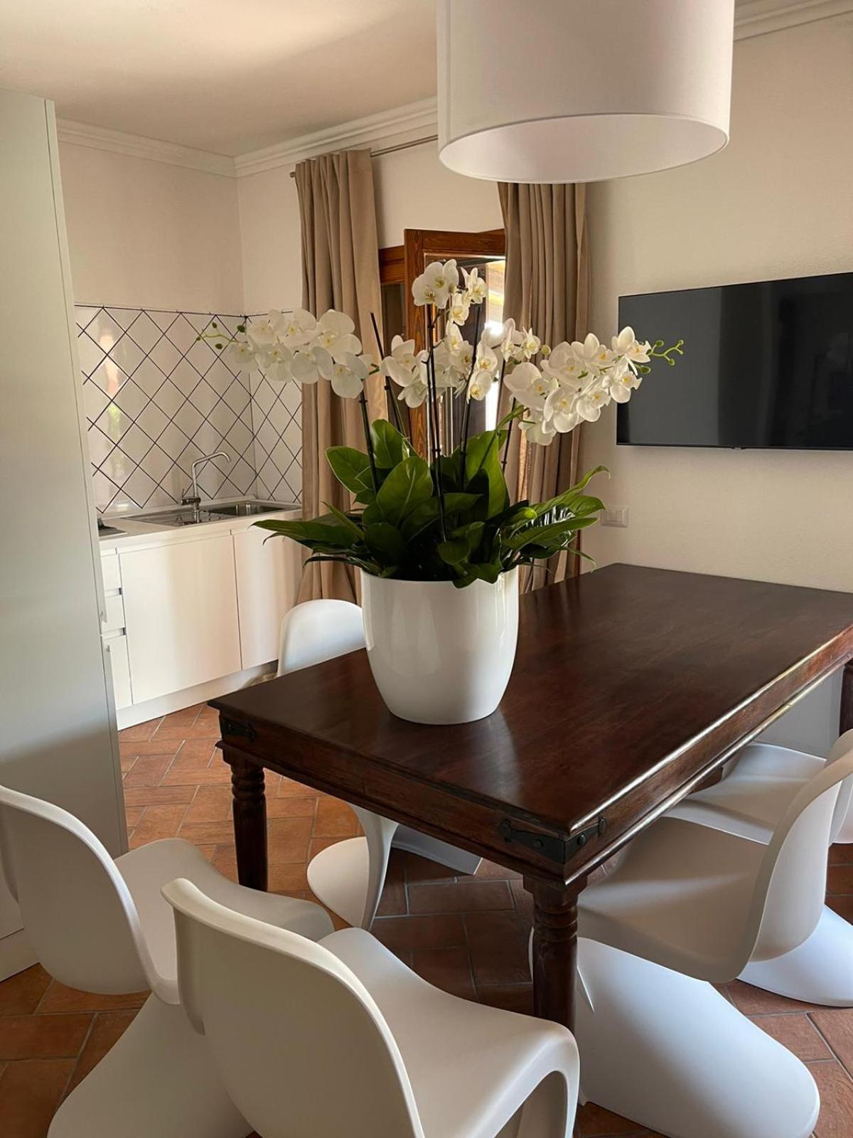 Three-Bedroom House - Photo 27