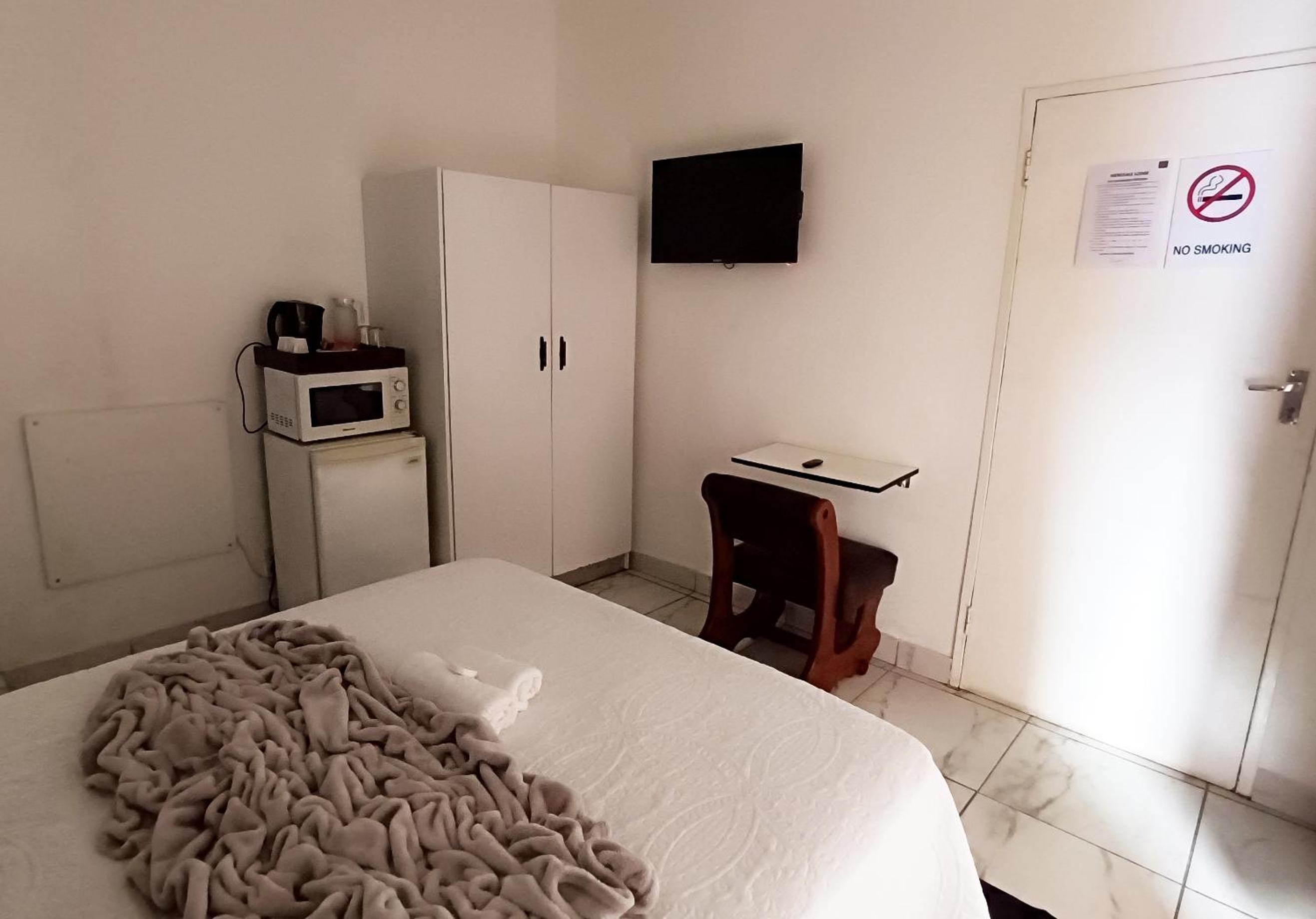 Standard Double Room photo 1