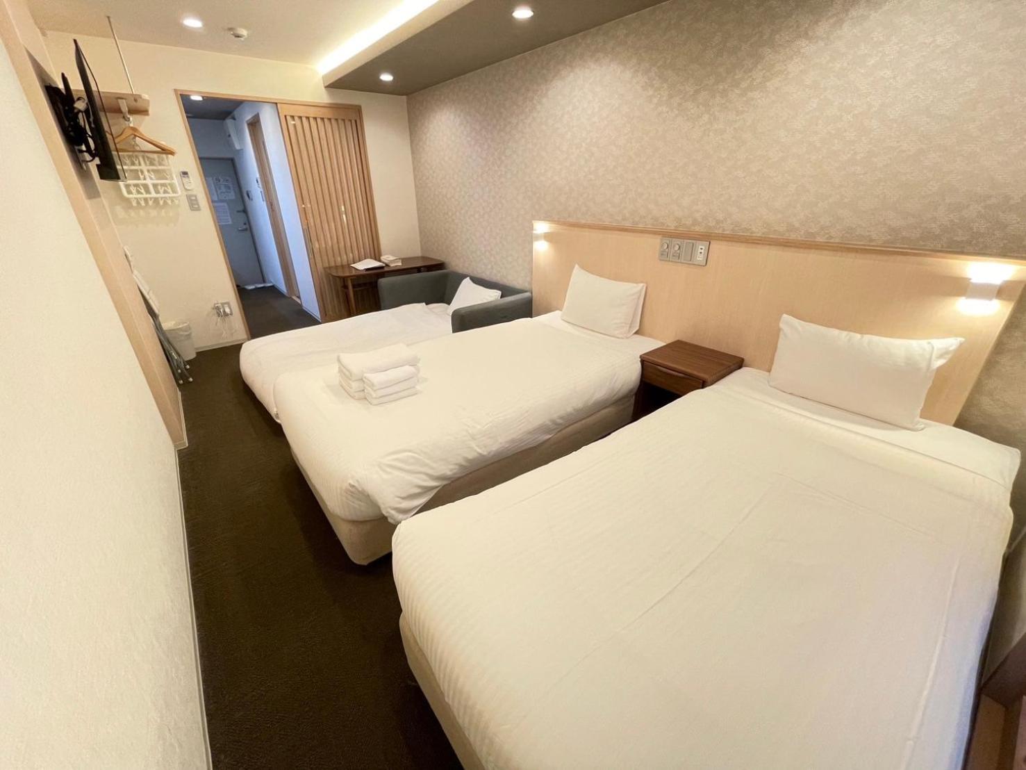 Deluxe Twin Room - Photo 16