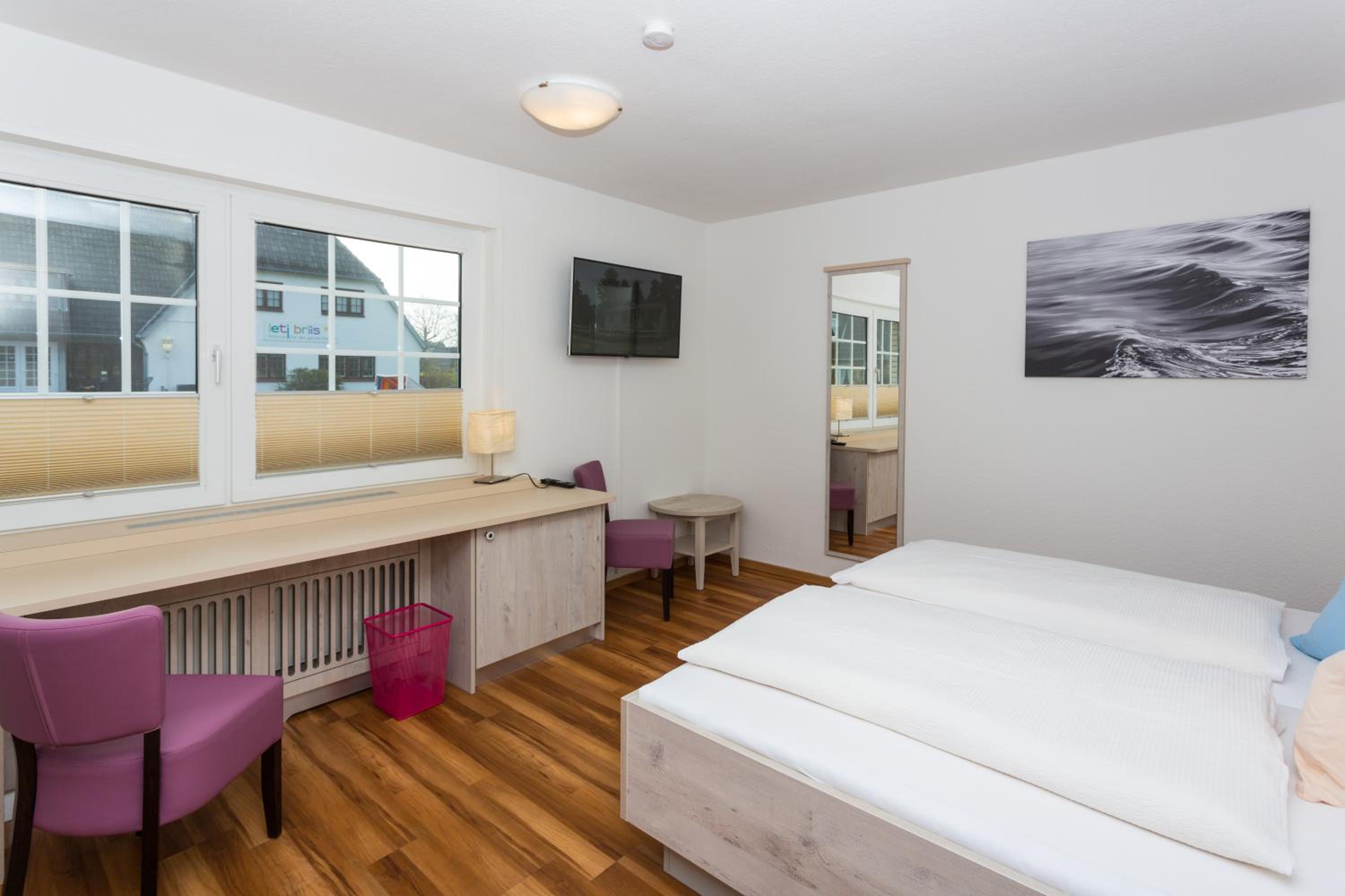 Double Room - Photo 11