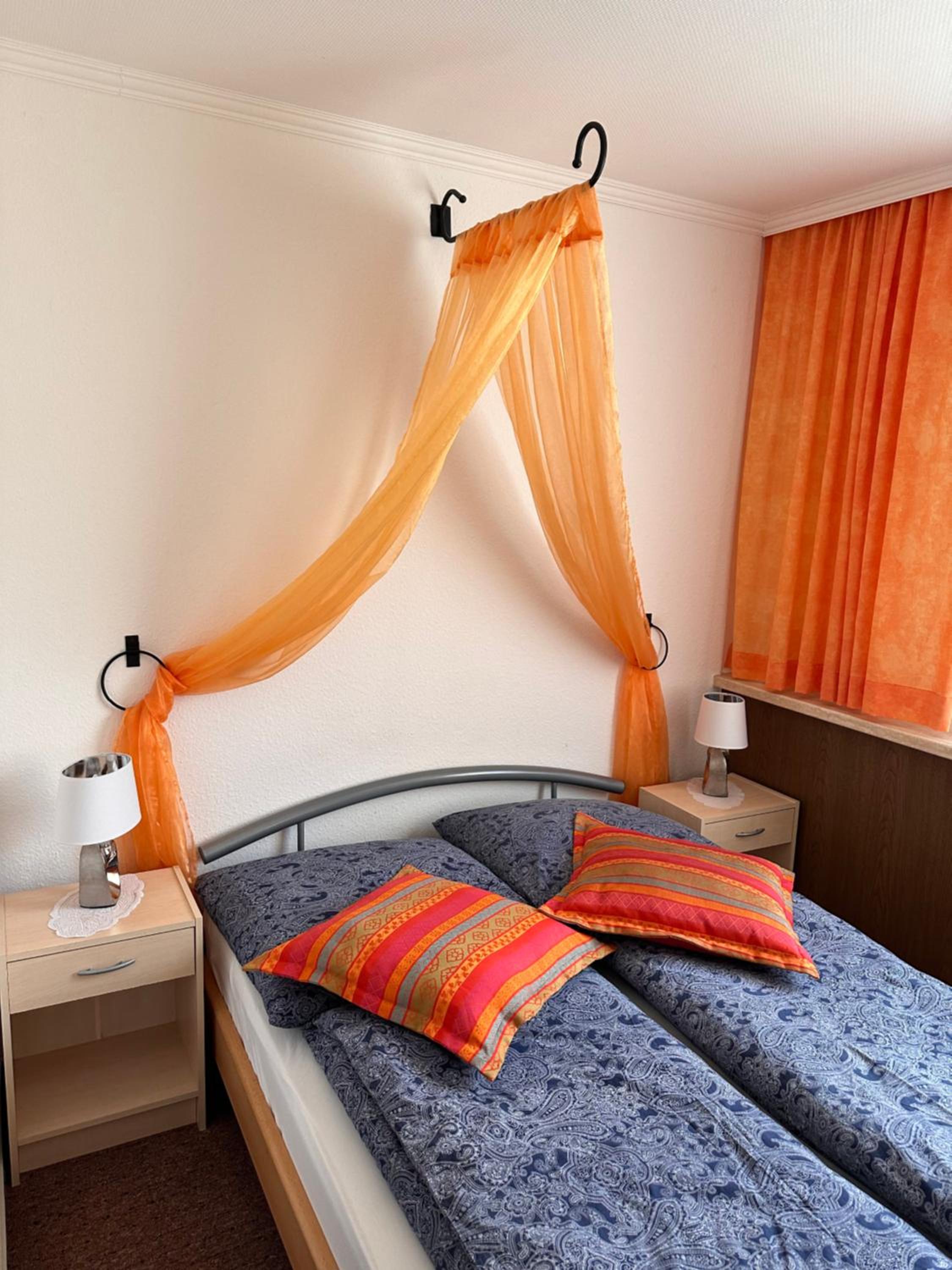 Double or Twin Room with Private Bathroom photo 2