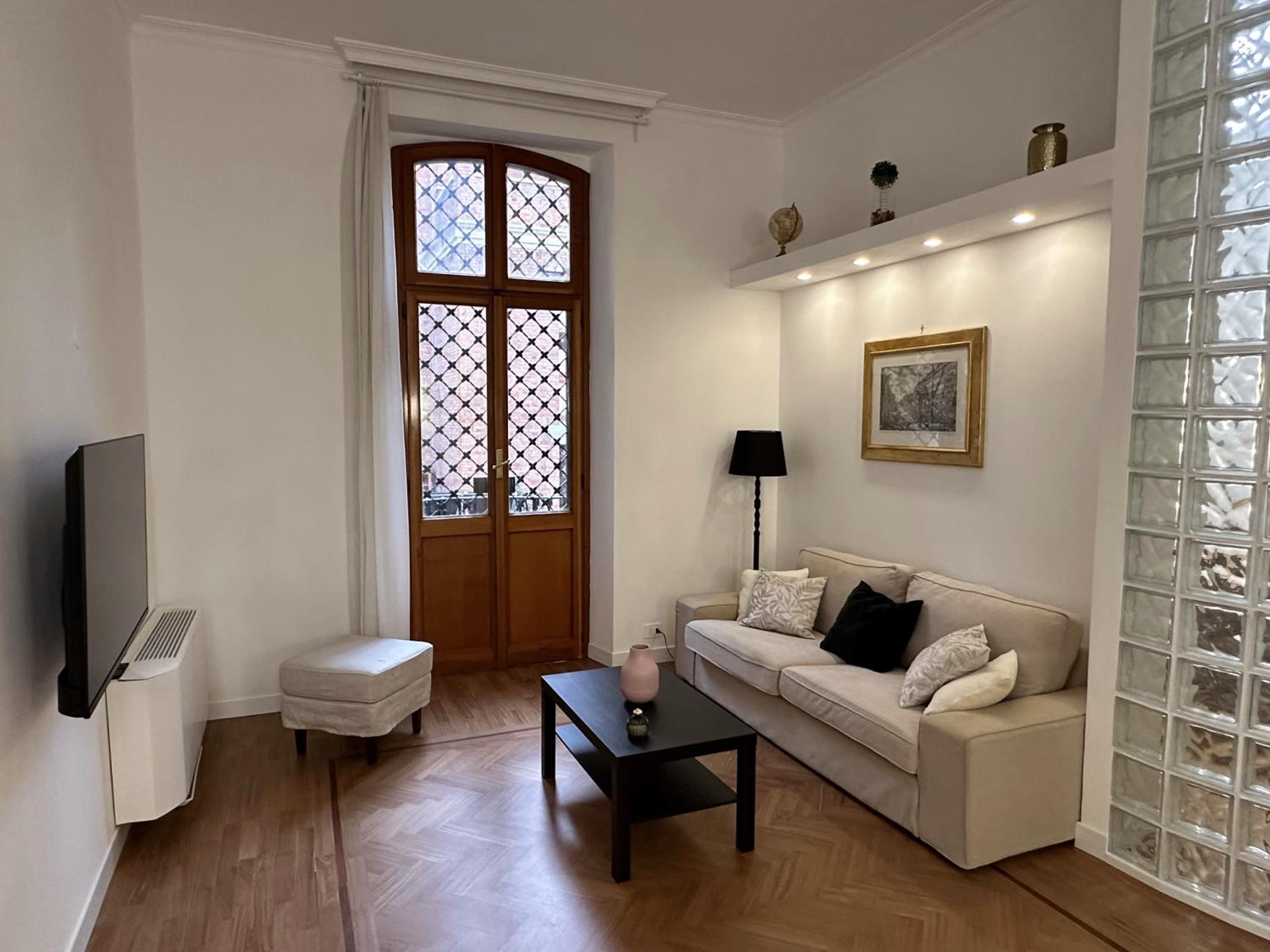 Apartment with Garden View