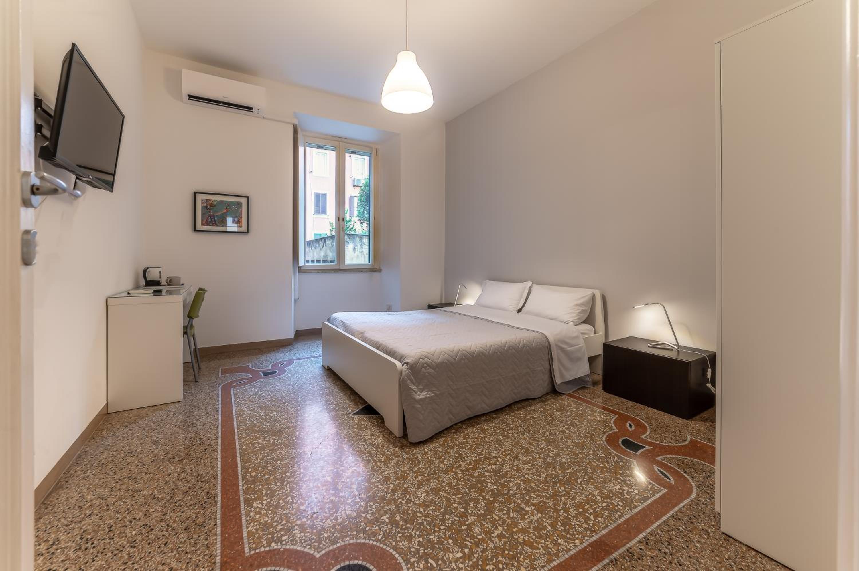 Double Room With Shared Bathroom