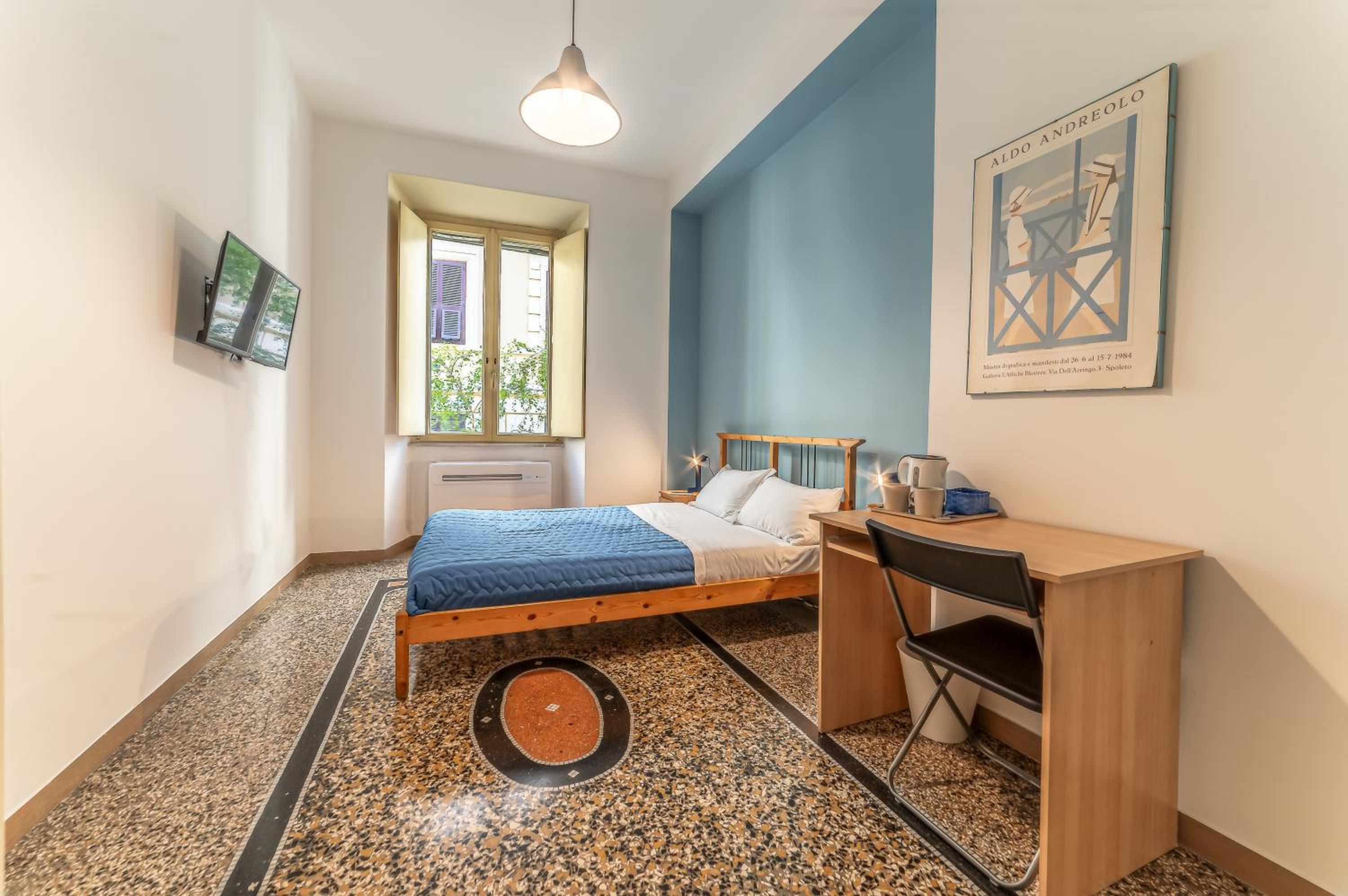 Double Room With Shared Bathroom