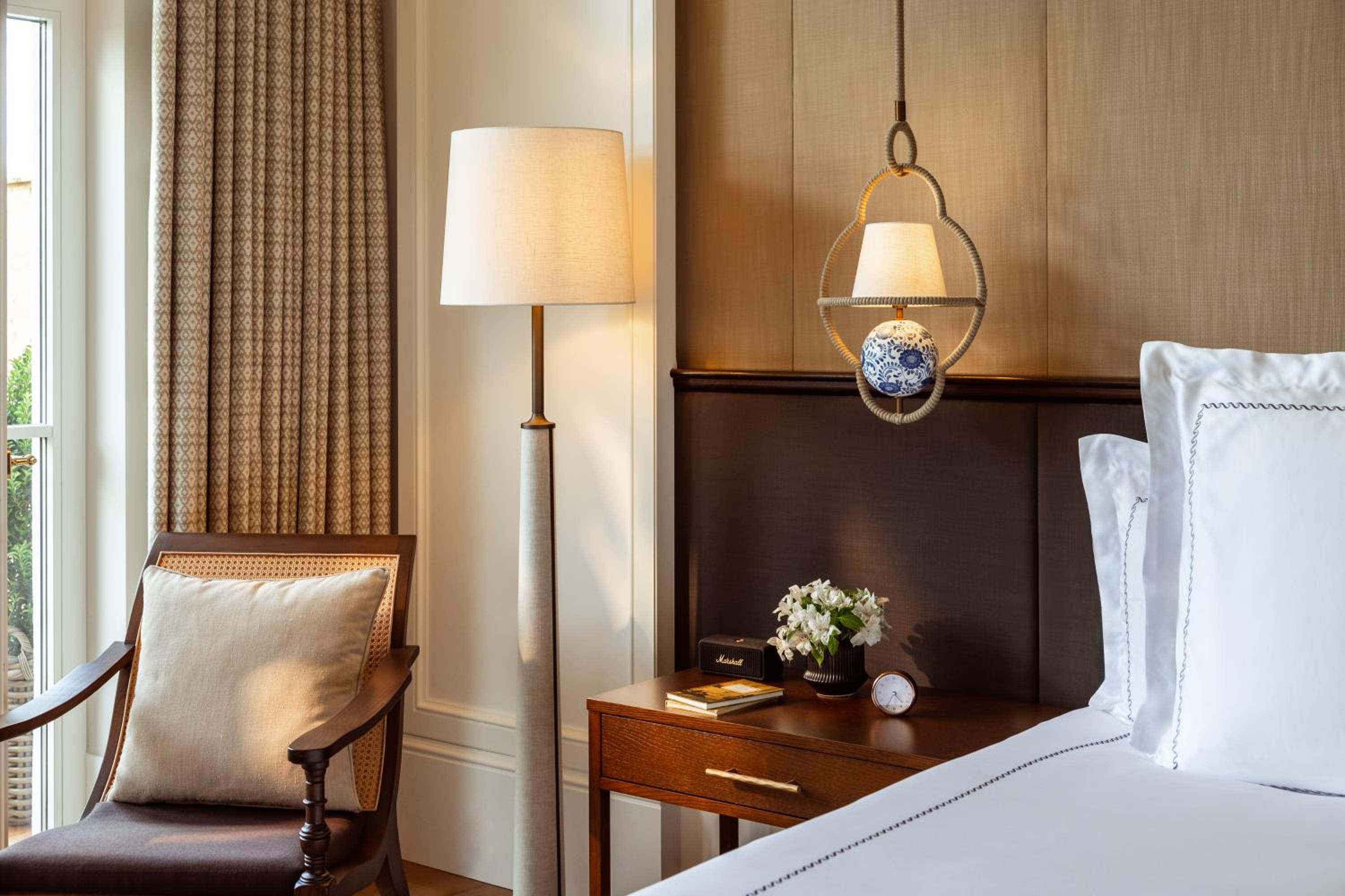 Deluxe Room - Photo 1