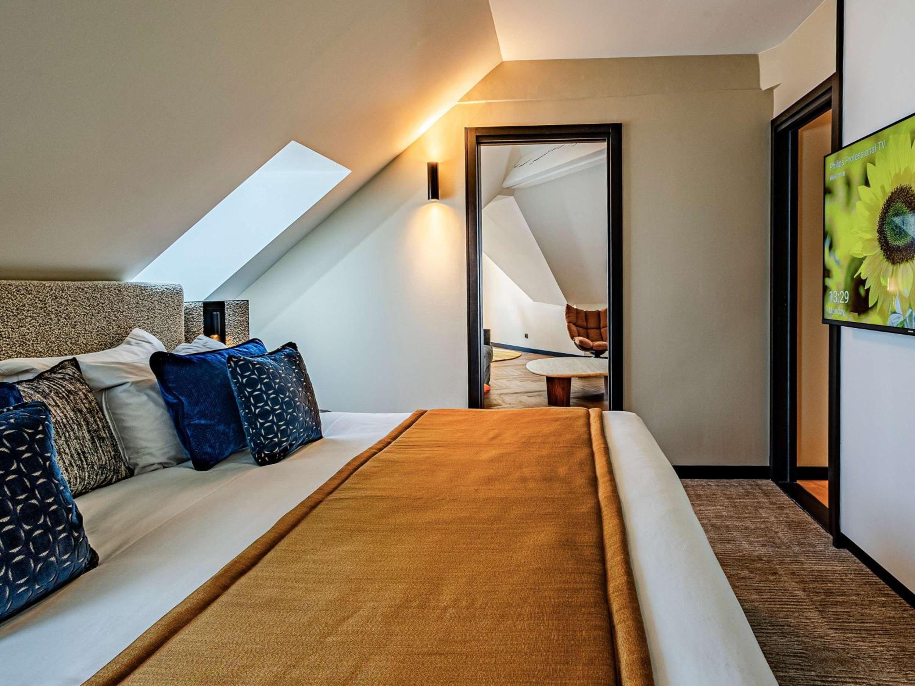 Apartment Suite - Photo 11