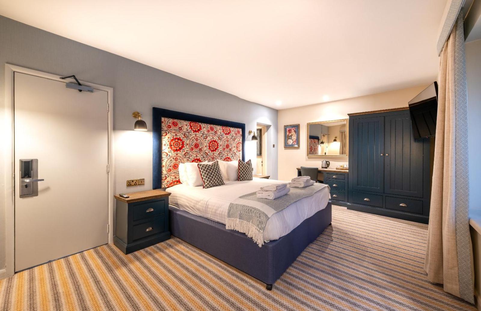 Large Double Room