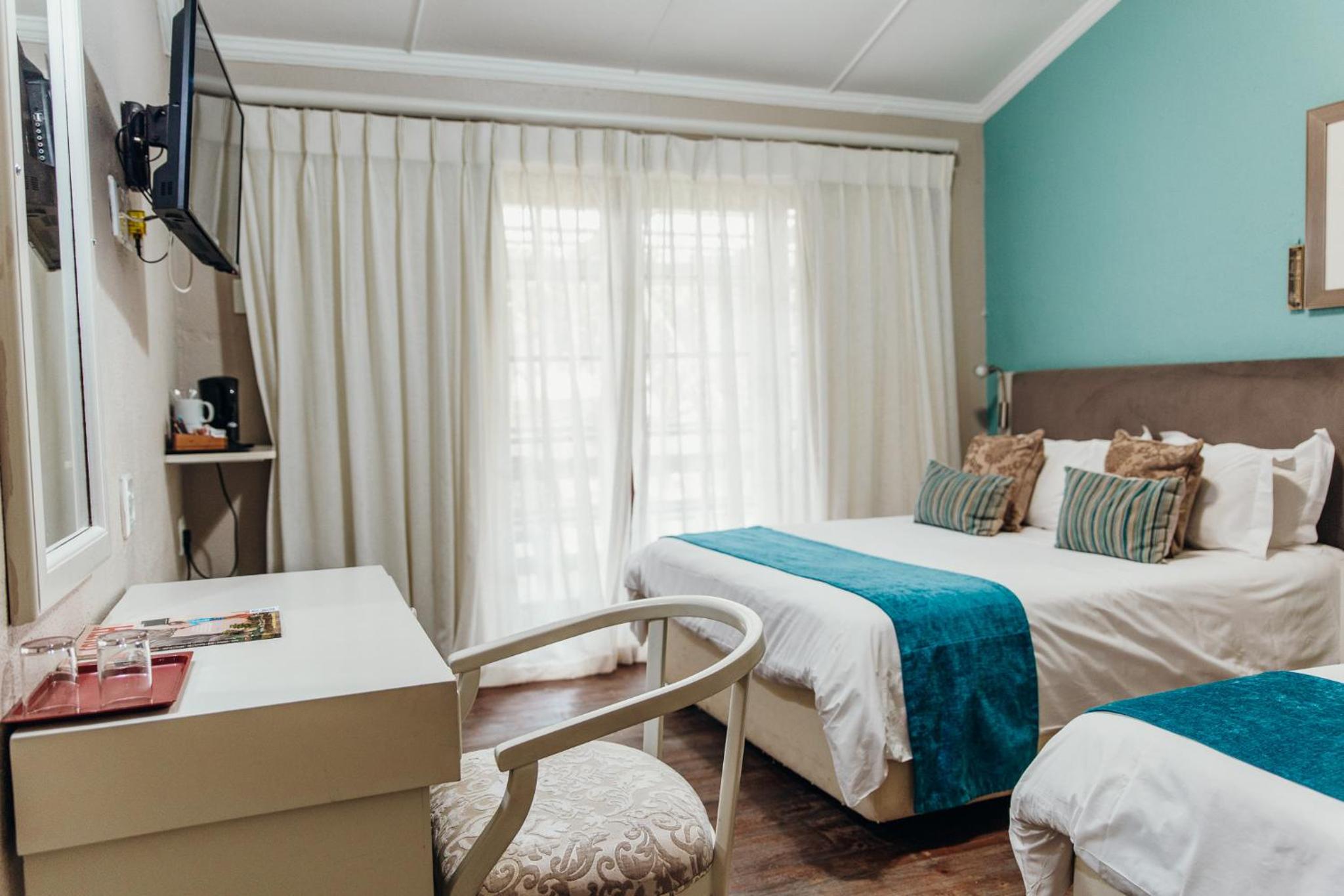 Deluxe Family Room photo 2