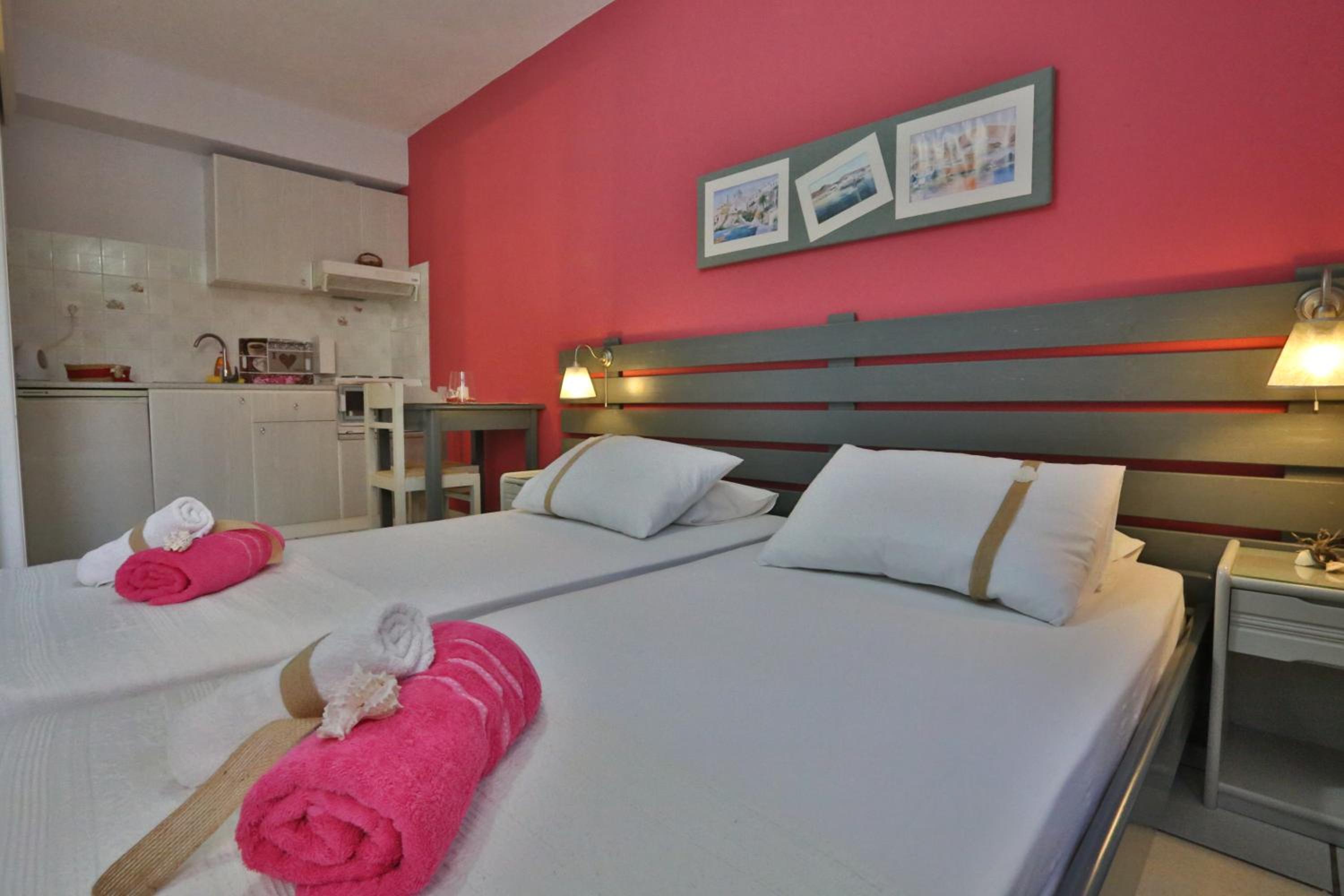 Deluxe Double or Twin Room photo 1