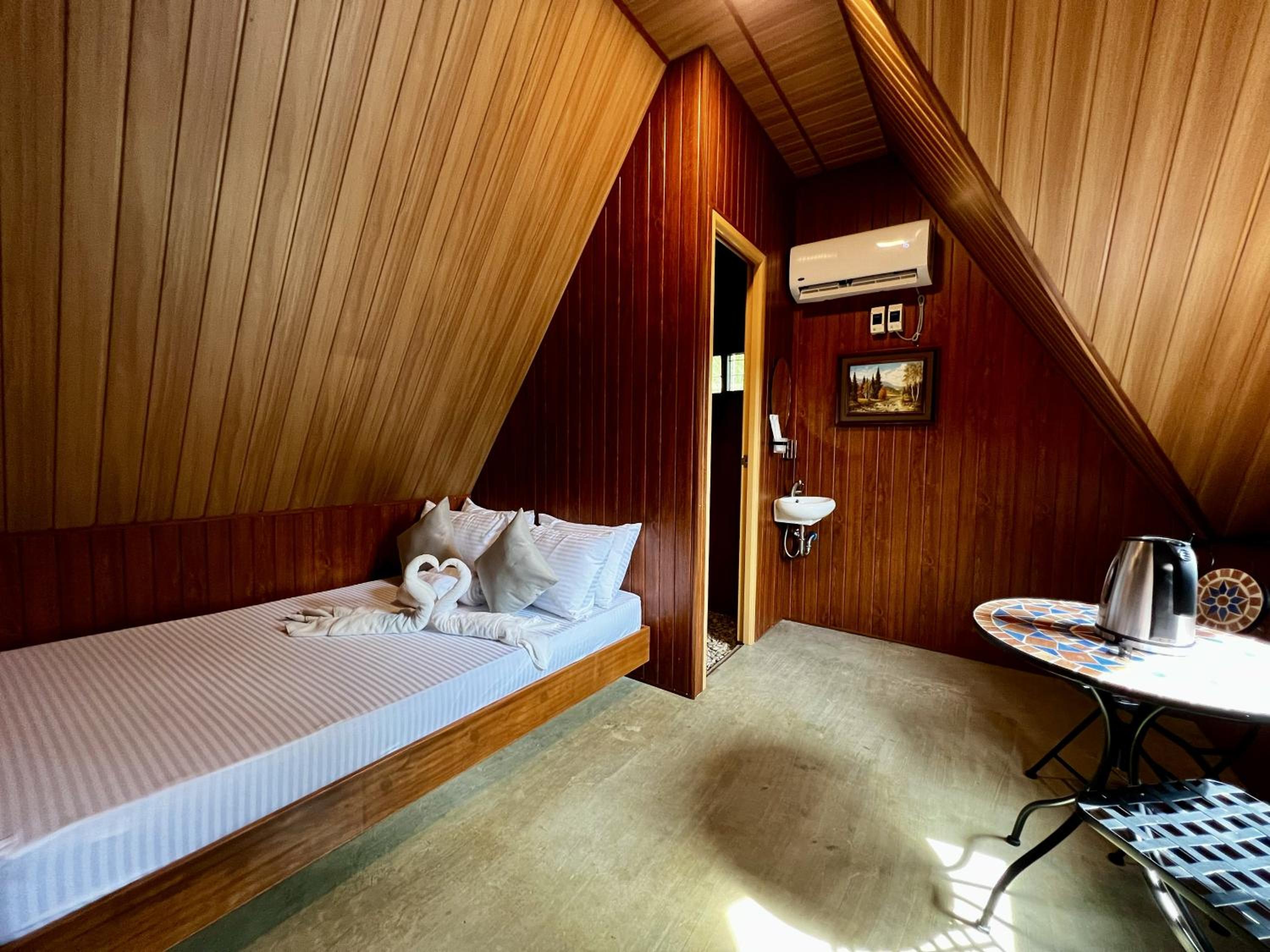 Double Room with Private Bathroom