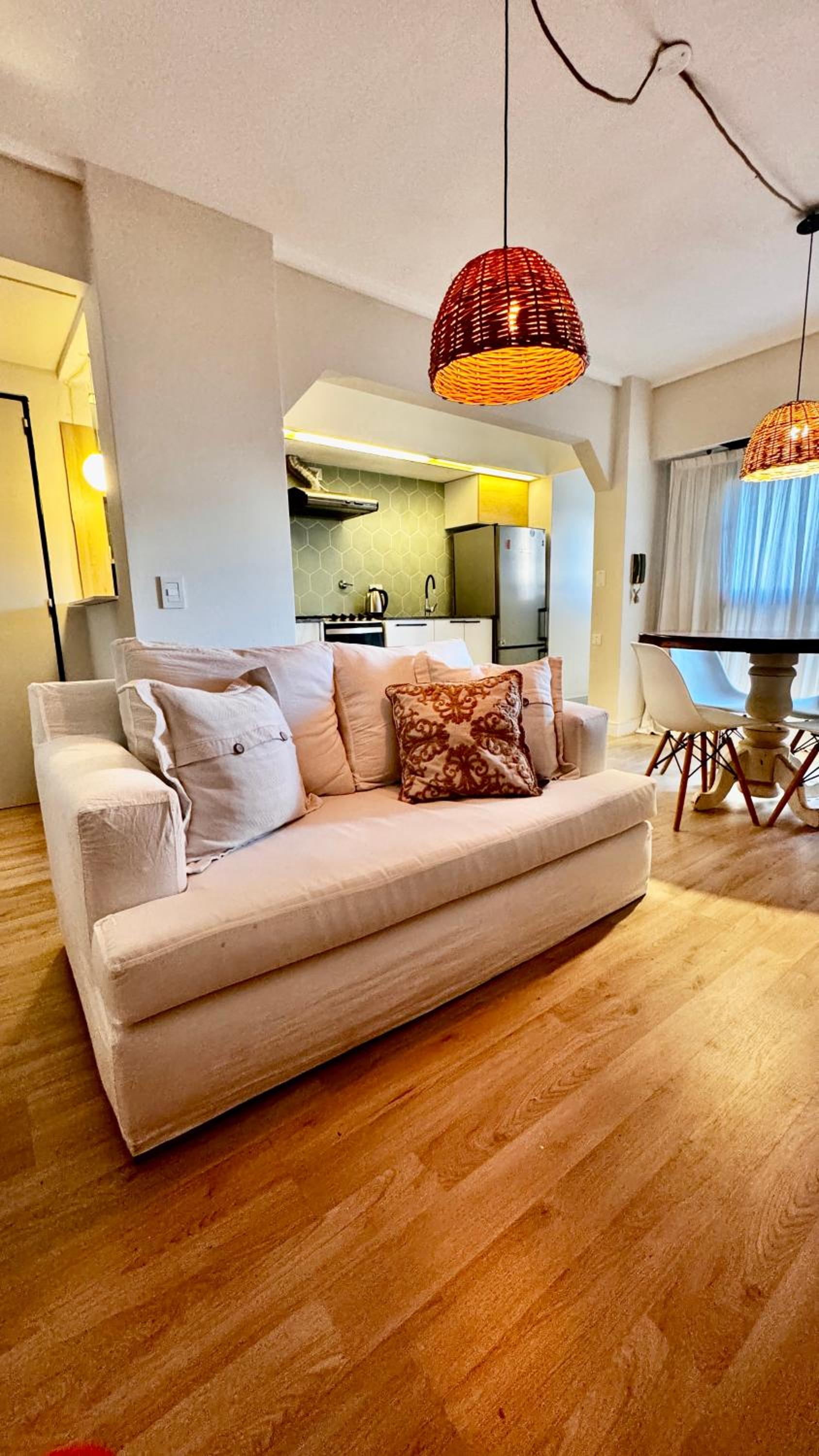 One-Bedroom Apartment photo 1