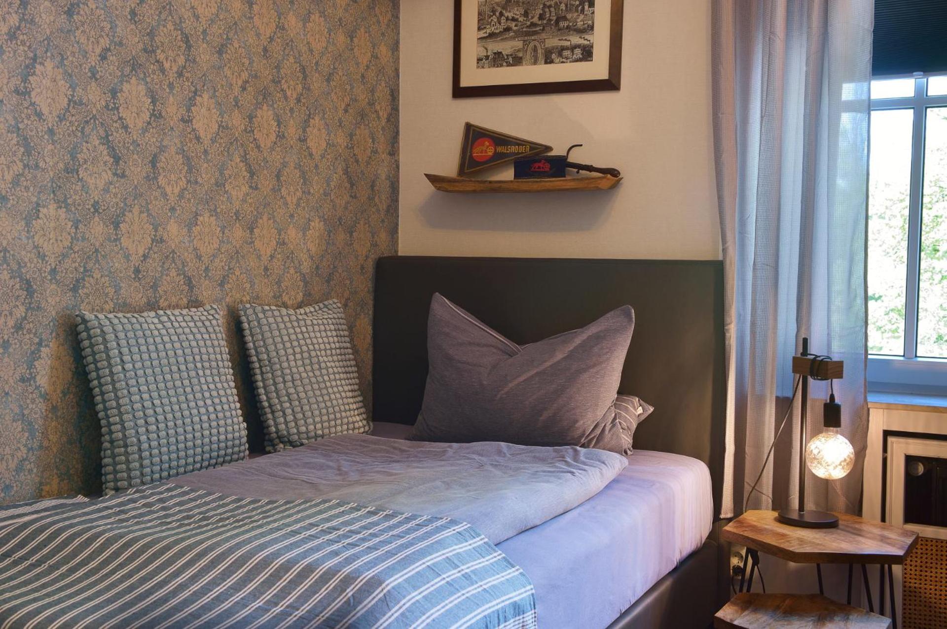 Single Room photo 2