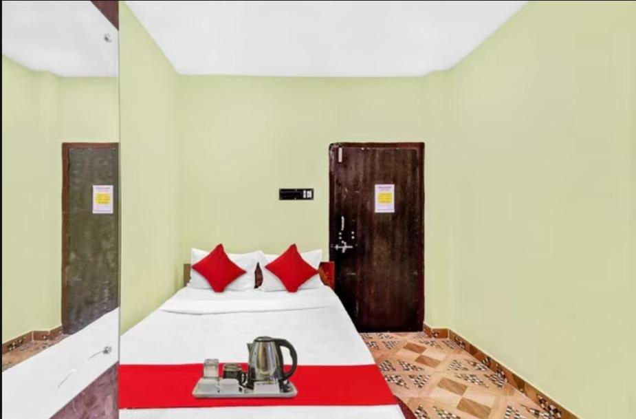 Budget Double Room photo 2