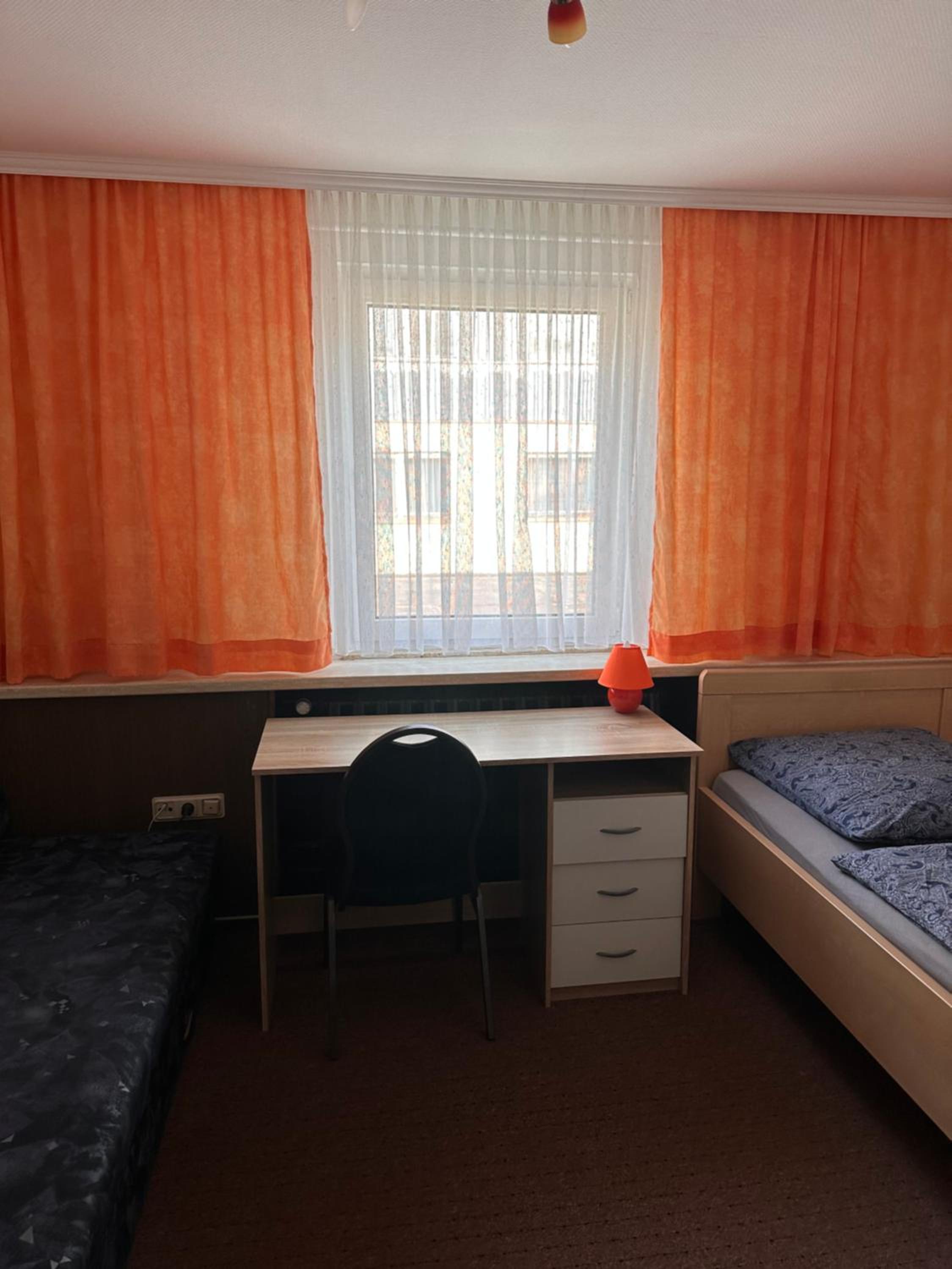 Single Room photo 3