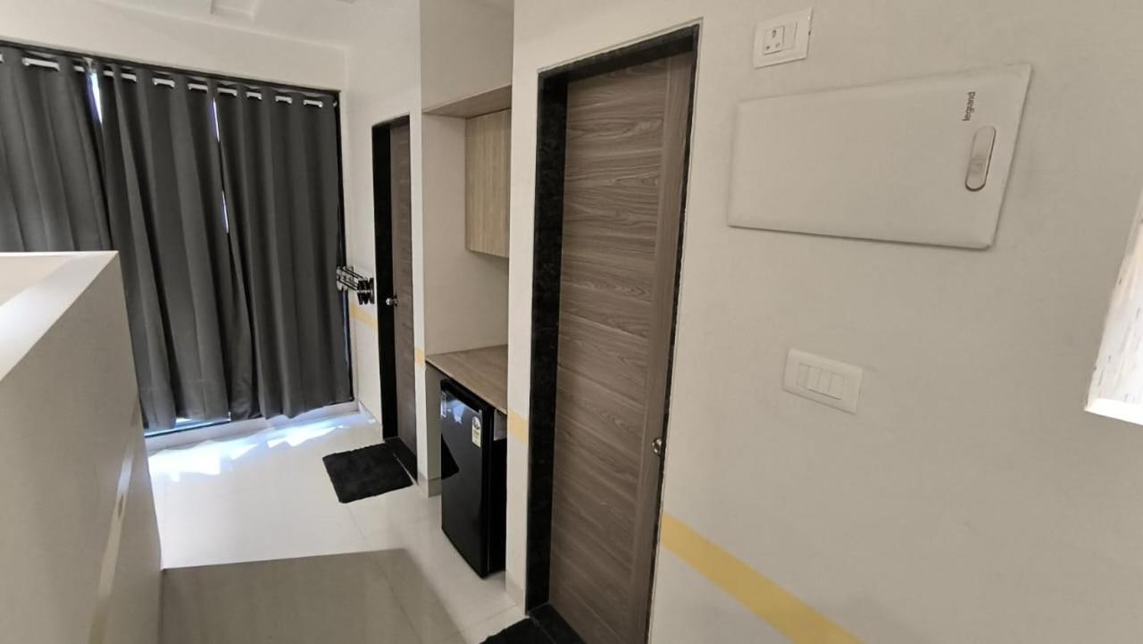 Single Room With Private Bathroom