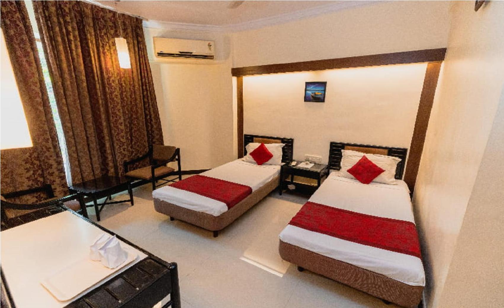Deluxe Room - Photo 3