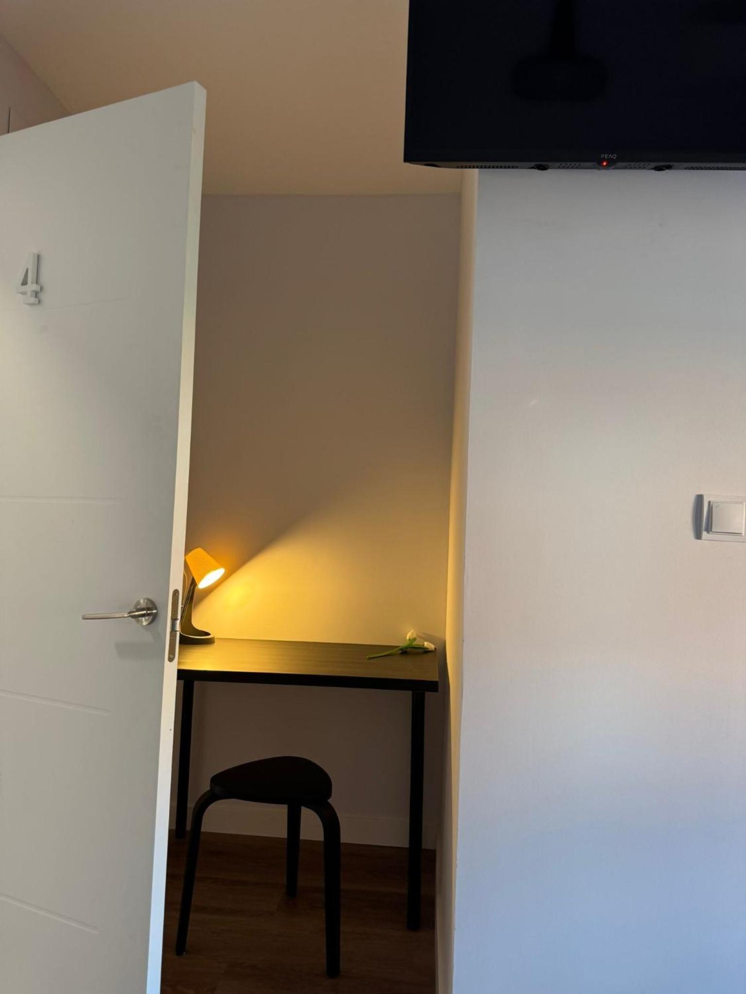 Economy Double Room photo 2