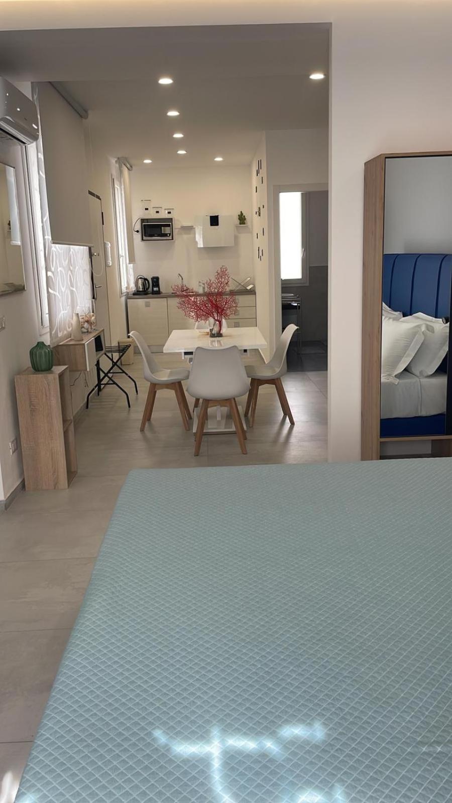 One-Bedroom House photo 1