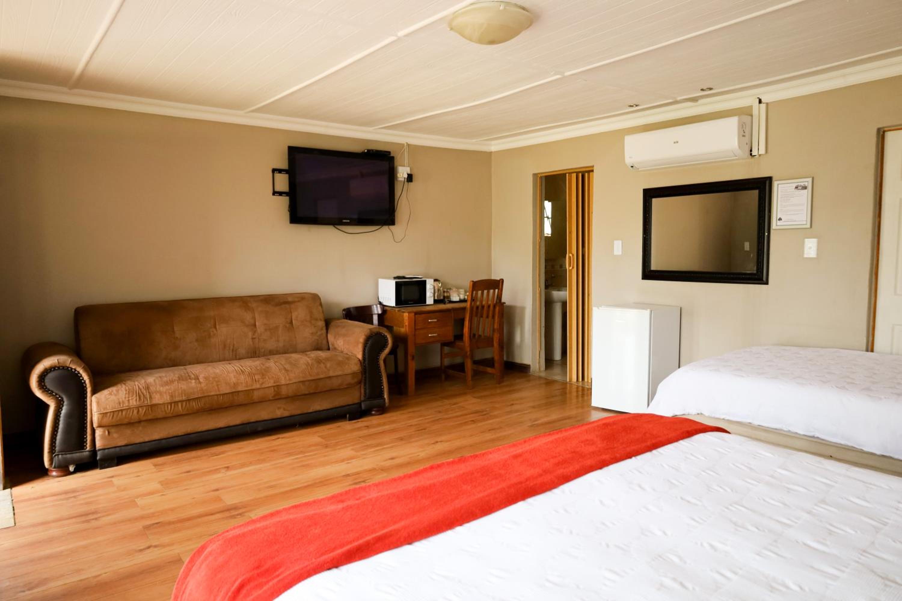 Deluxe Double Or Twin Room