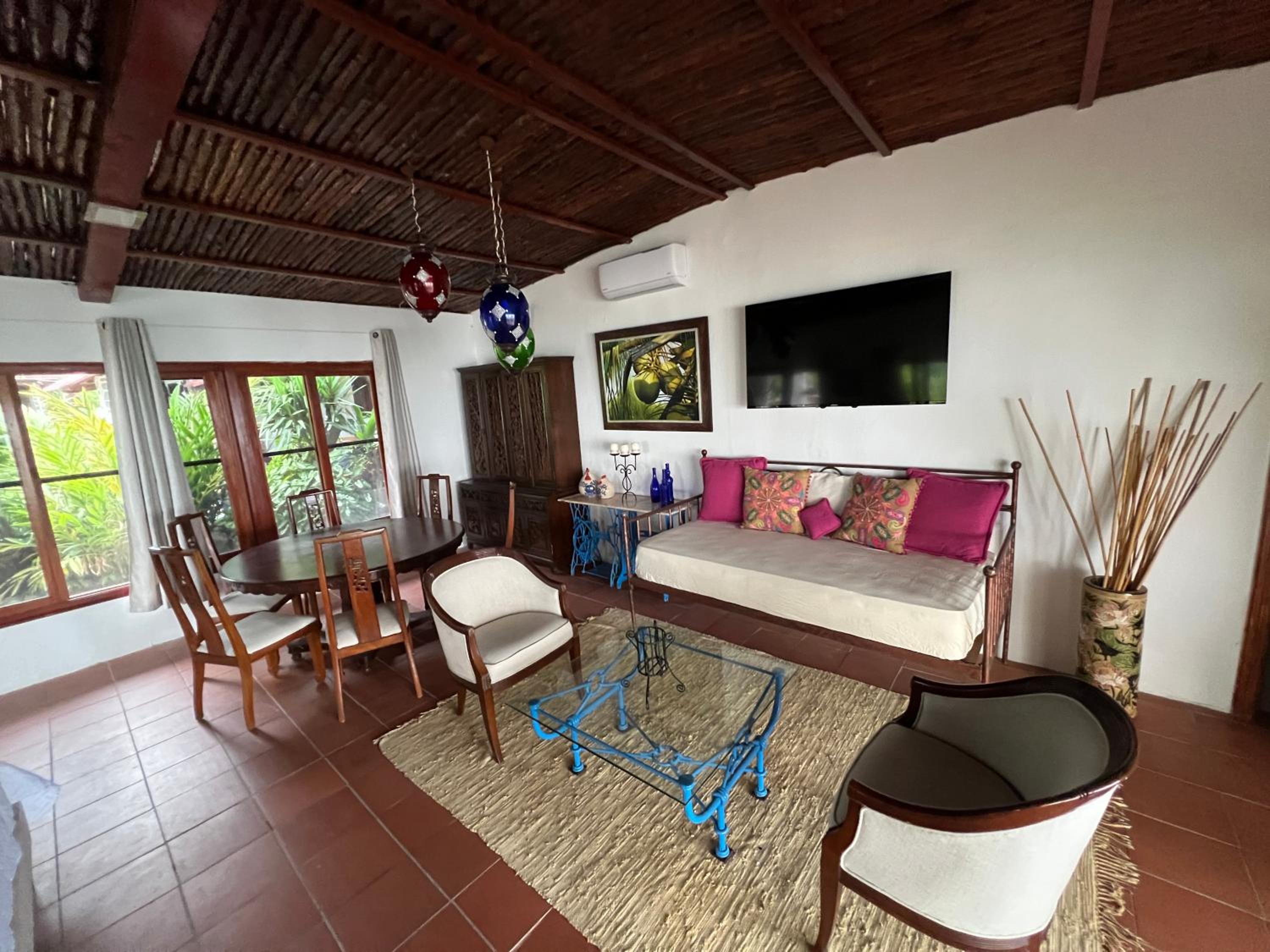Family Room With Sea View photo 2