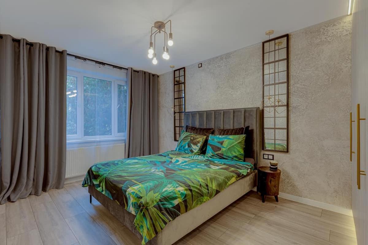 Apartment with Balcony - Photo 13