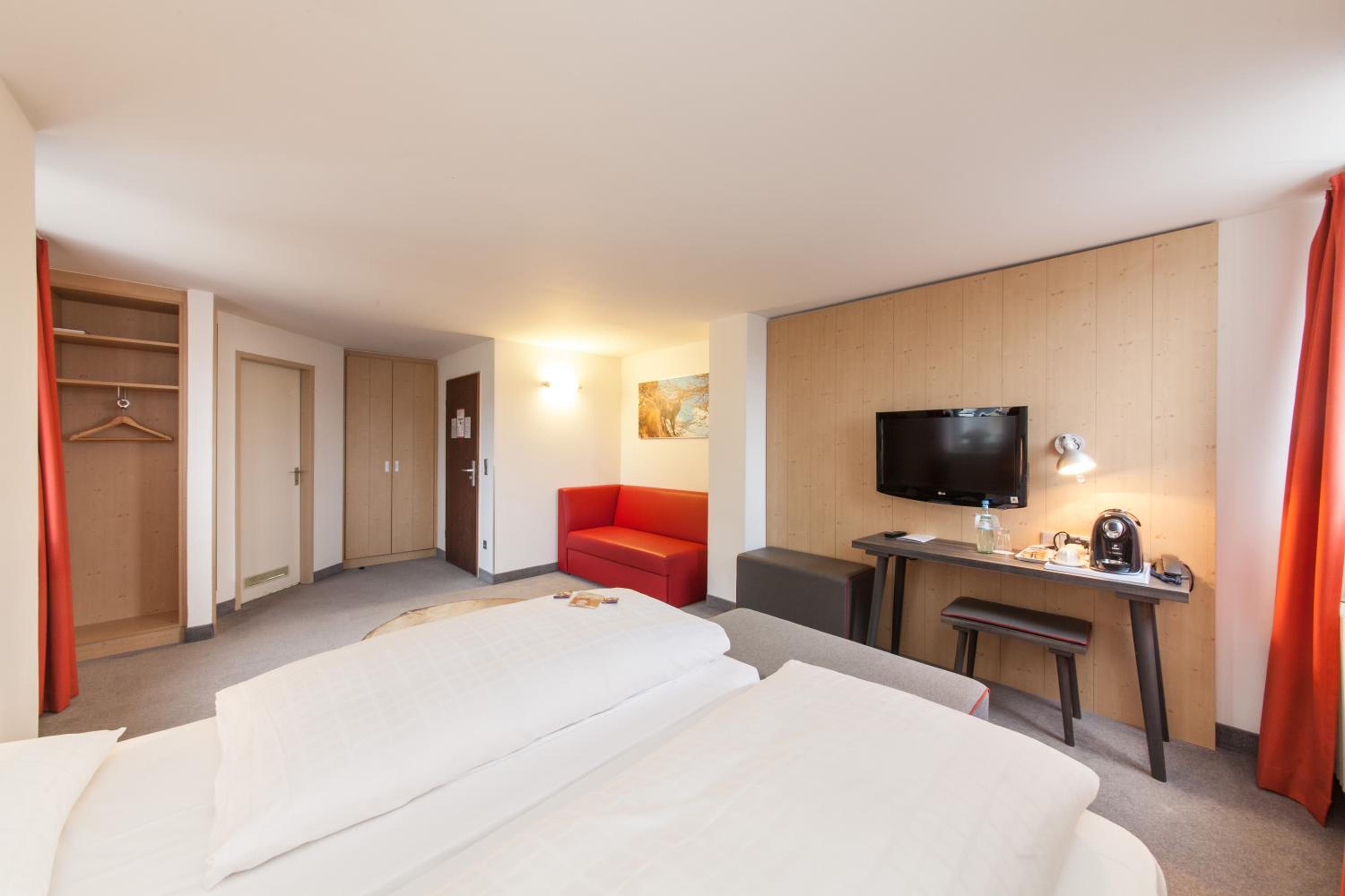 Superior Double Room - Photo 1
