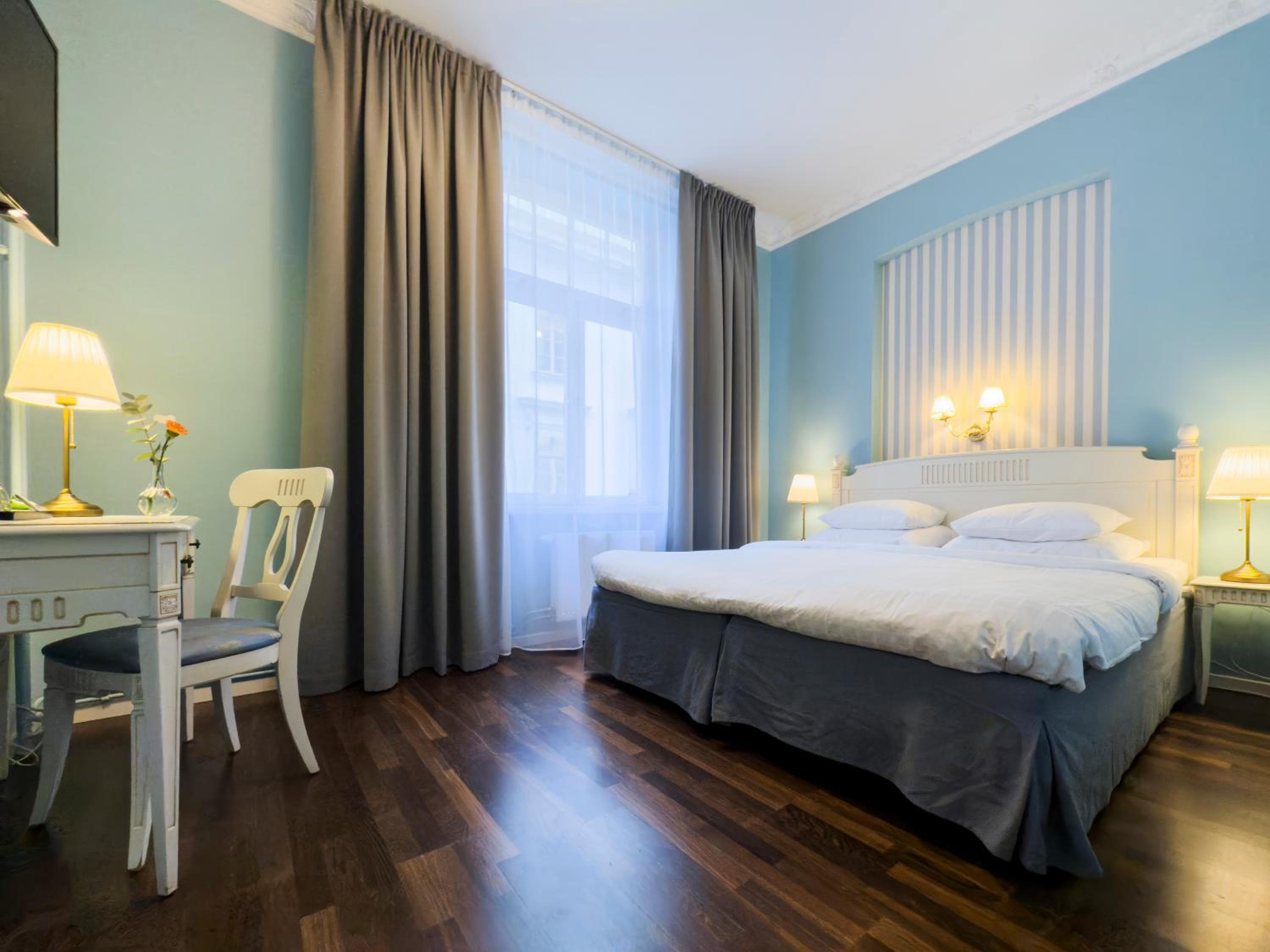 Standard Double Room - Photo 4
