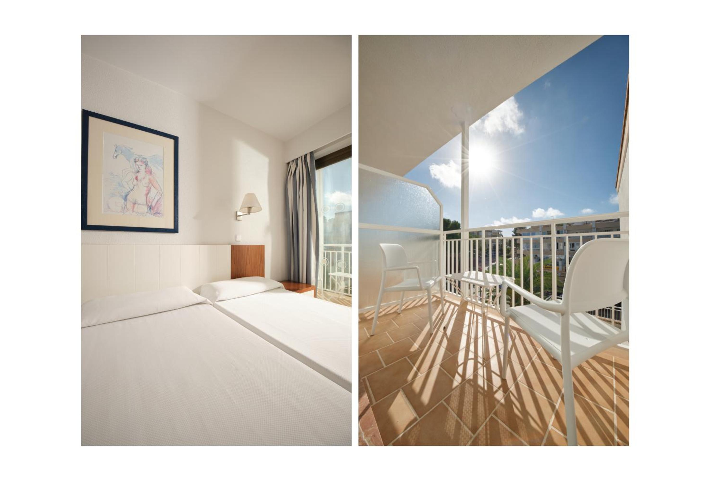Twin Room with Balcony