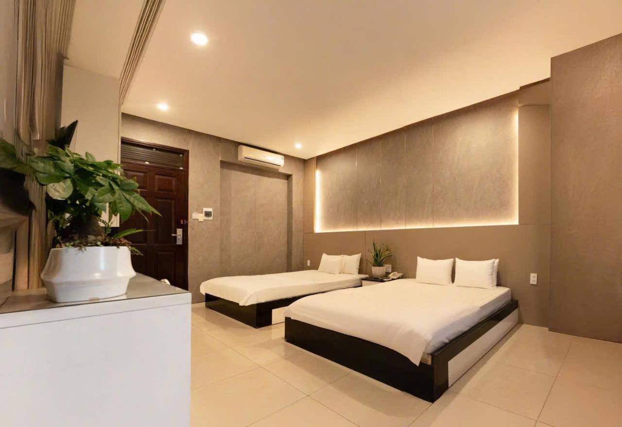 Quadruple Room - Photo 1