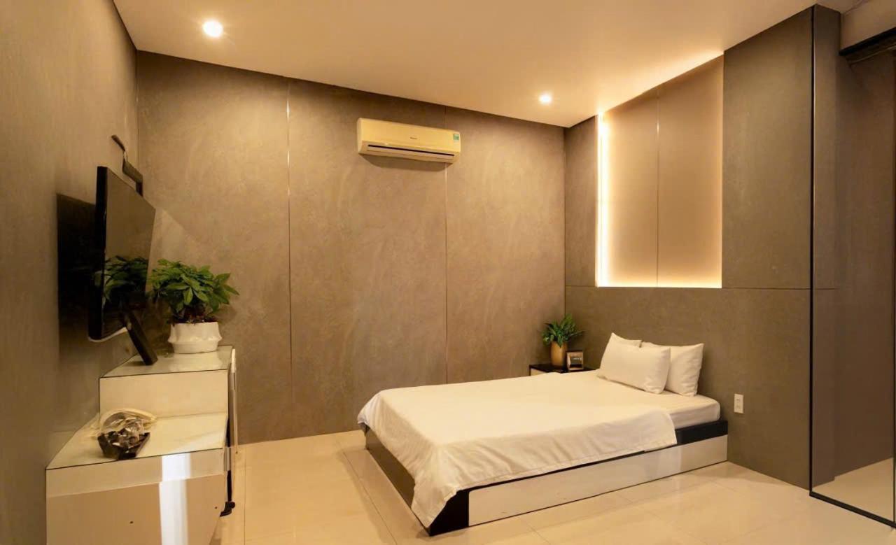 Double Room - Photo 5