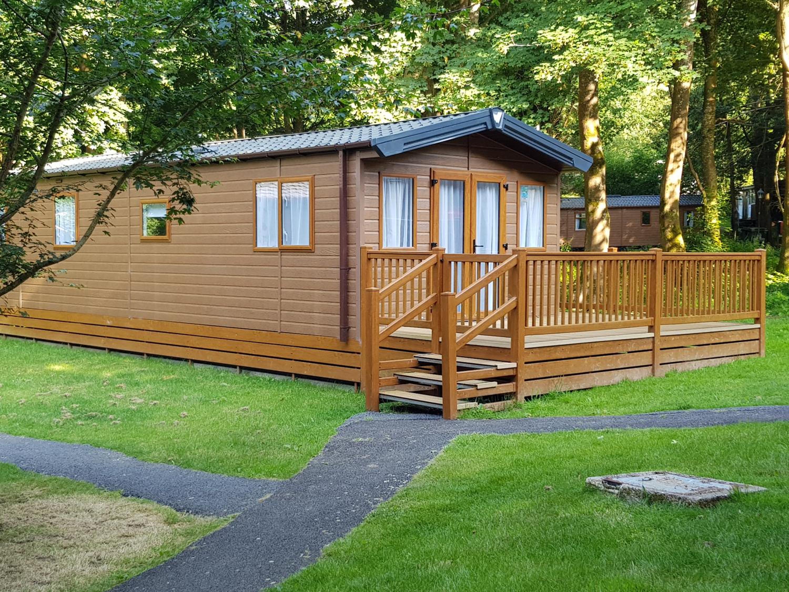 2 Bedroom Silver Caravan Lodge photo 2