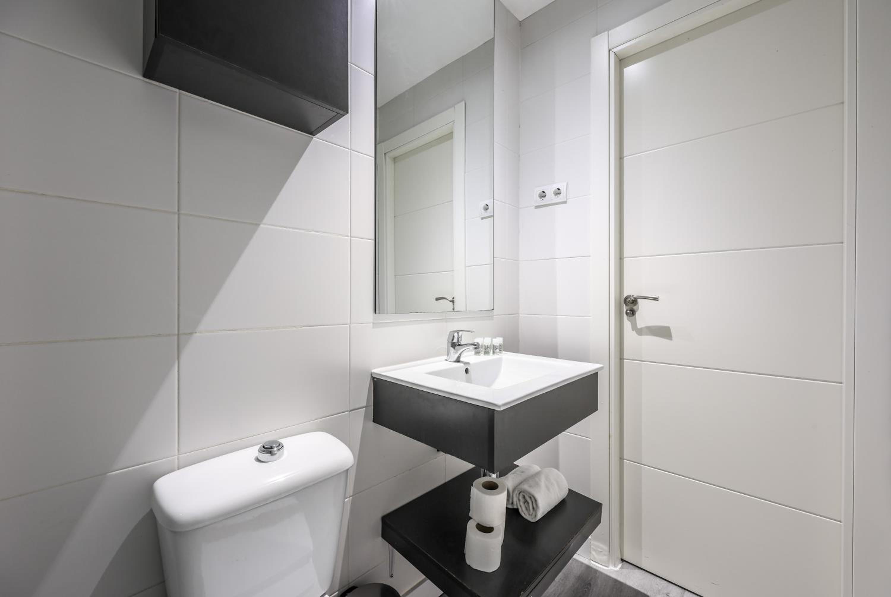 Large Double Room photo 3