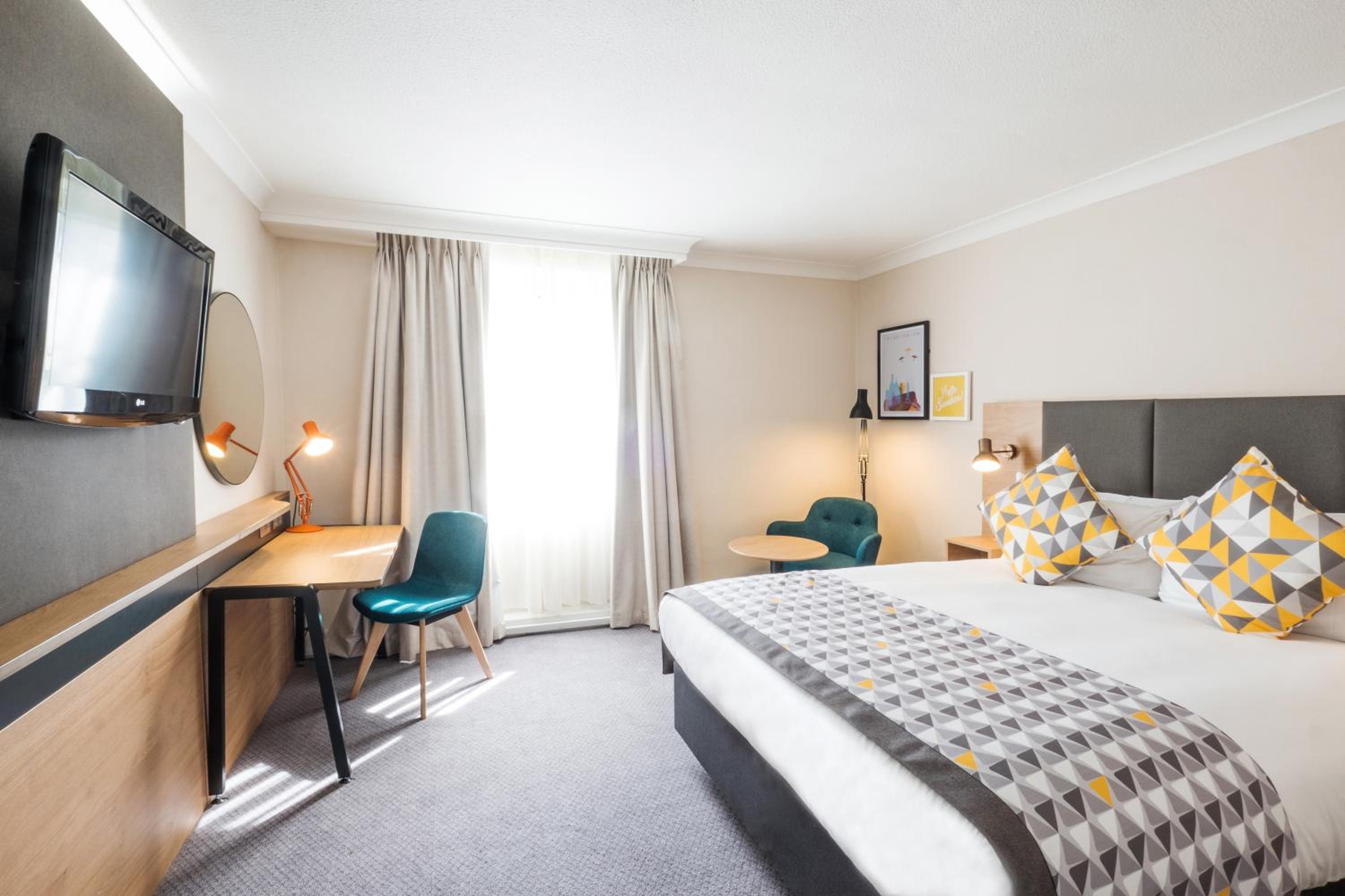 Standard Queen Room - Photo 1