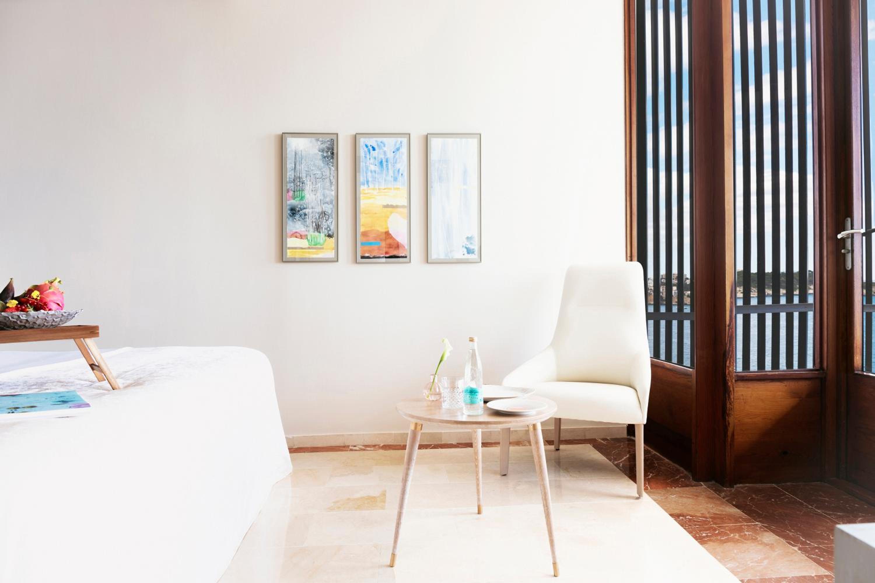 Royal Suite with Sea View thumbnail 6