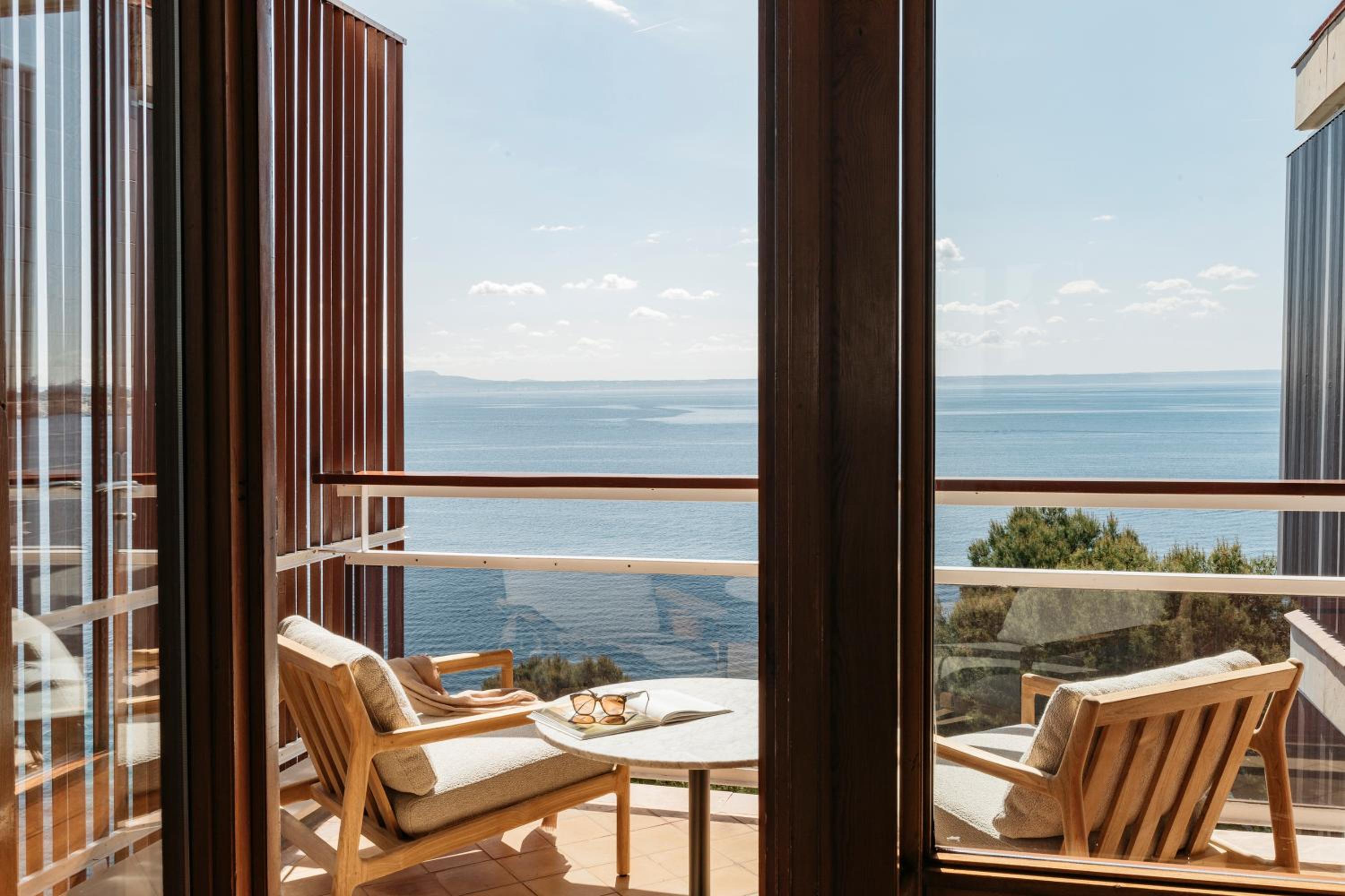 Junior Suite Sea View thumbnail 5