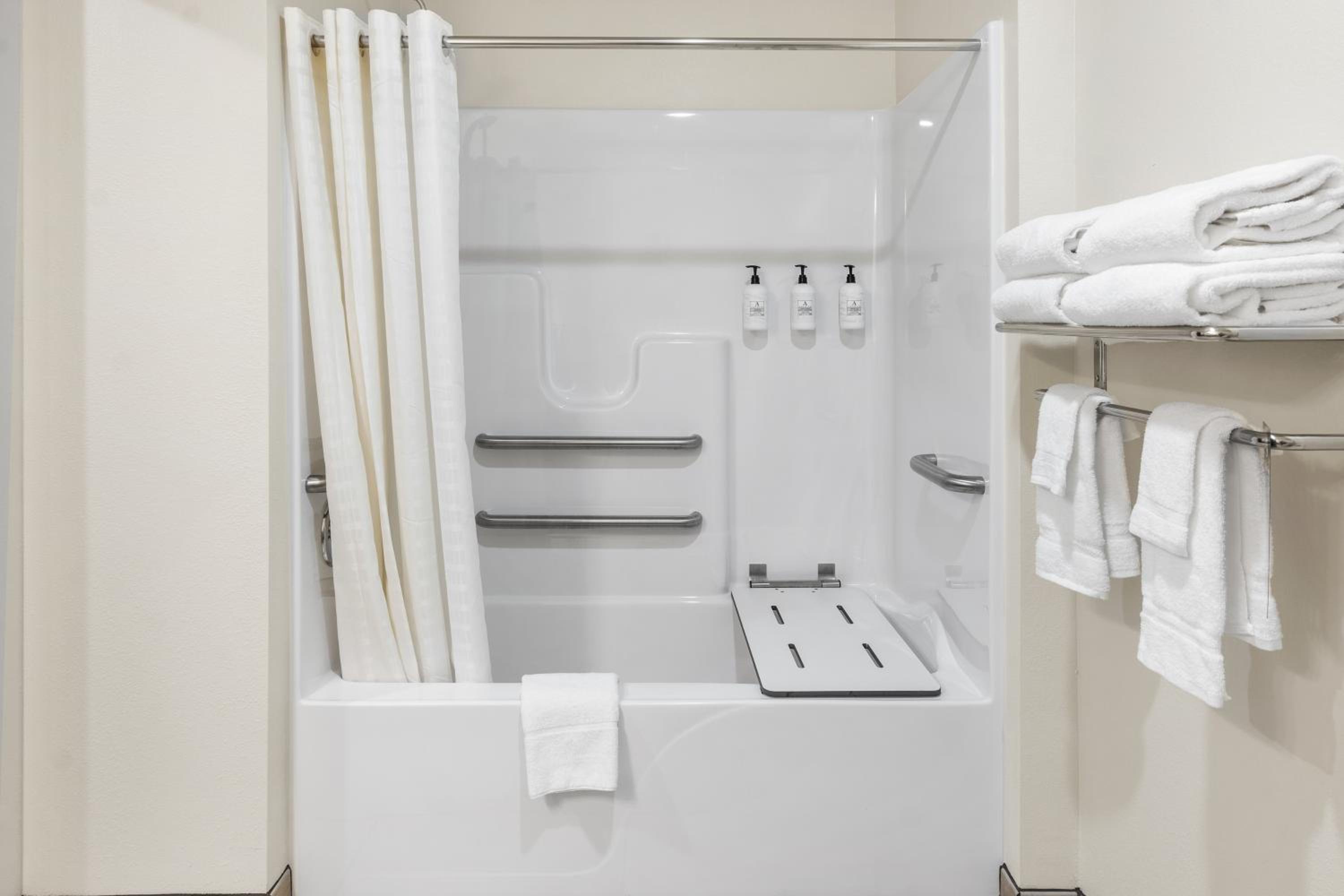 Quadruple Room - Photo 5