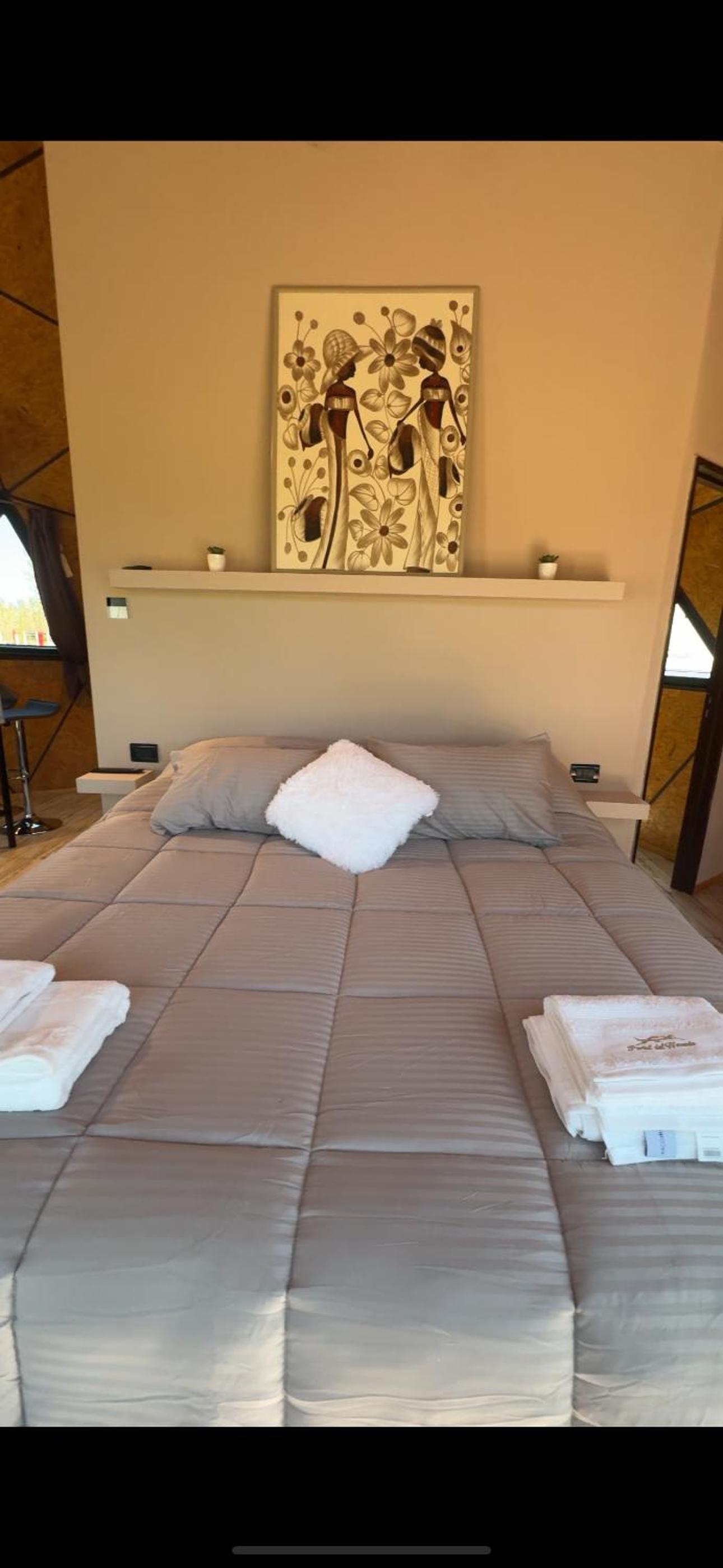 Deluxe Family Suite photo 1